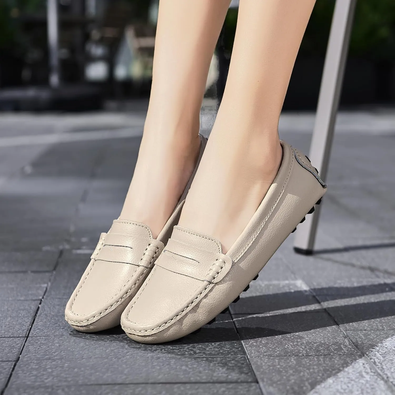 Artisure Women's Classic Comfort Leather Penny Loafers Casual Slip-Ons Lightweight Walking Flats Driving Mocs Boat Shoes