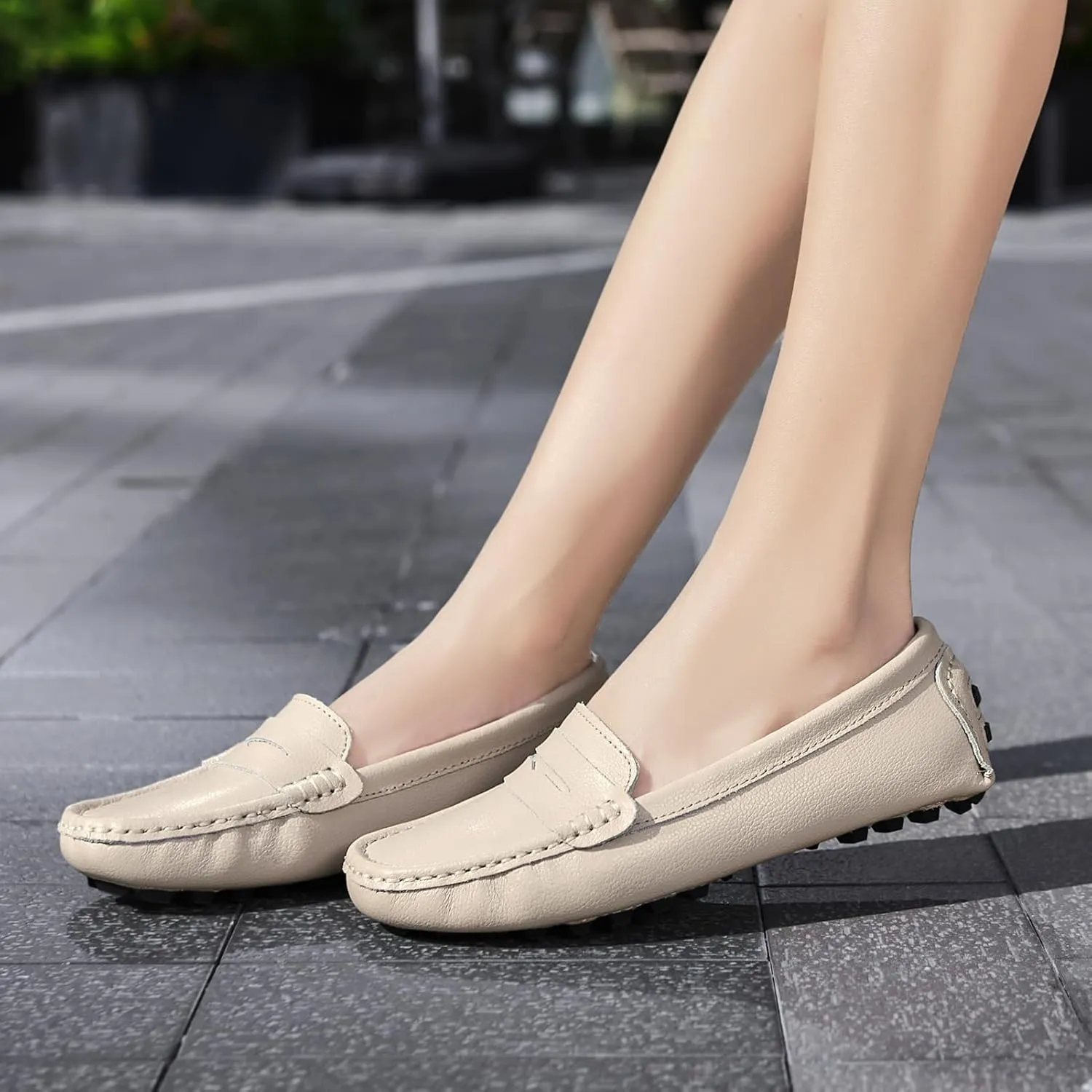 Artisure Women's Classic Comfort Leather Penny Loafers Casual Slip-Ons Lightweight Walking Flats Driving Mocs Boat Shoes