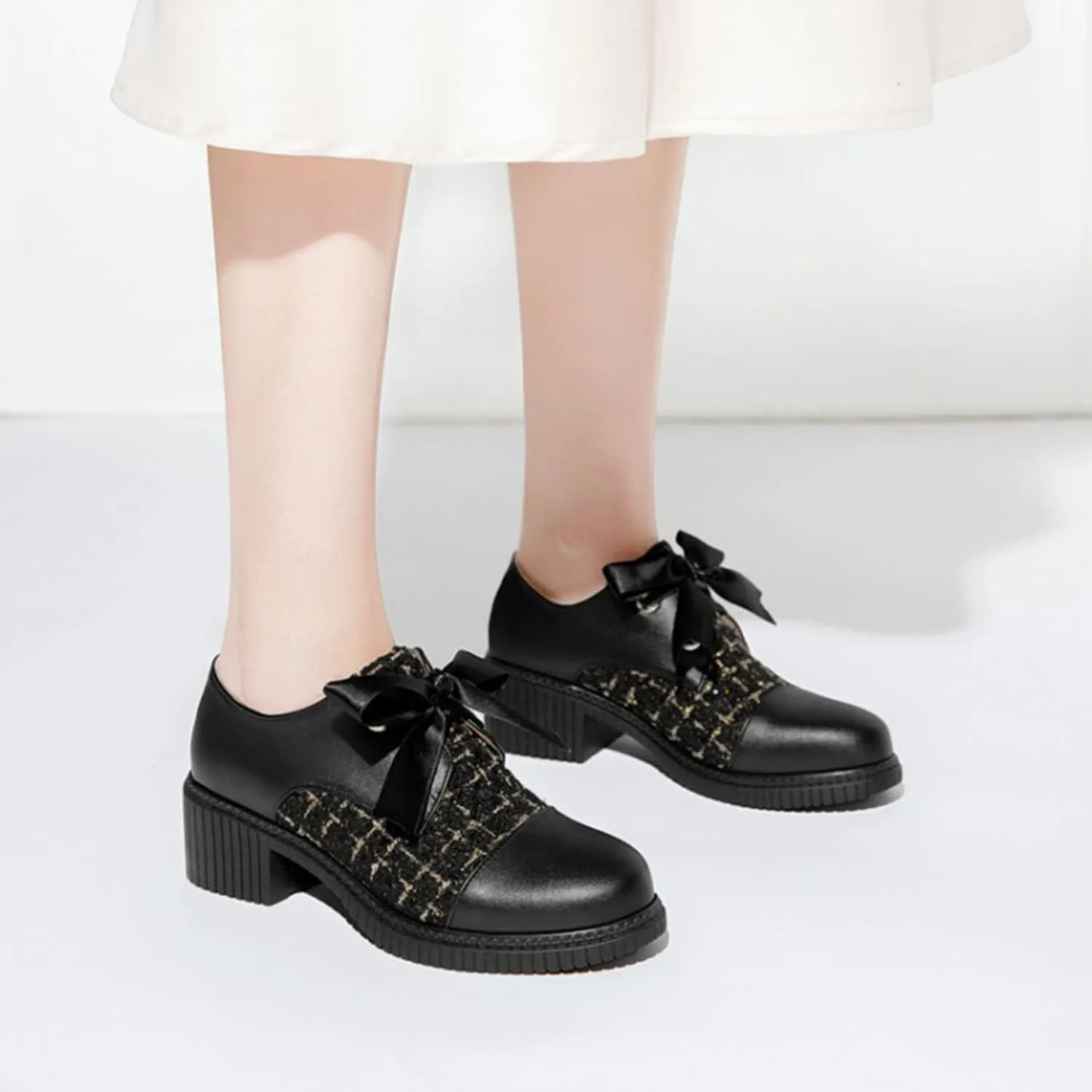 bbruriy Women's Chunky Heel Loafers Color Block Leather Chunky Loafers Leather Shoes with Lace Up British Style Shoes Plus Size