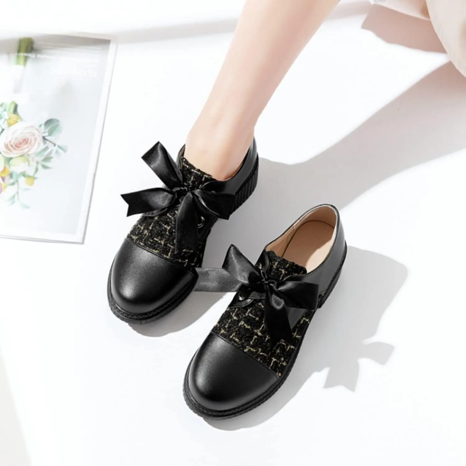 bbruriy Women's Chunky Heel Loafers Color Block Leather Chunky Loafers Leather Shoes with Lace Up British Style Shoes Plus Size