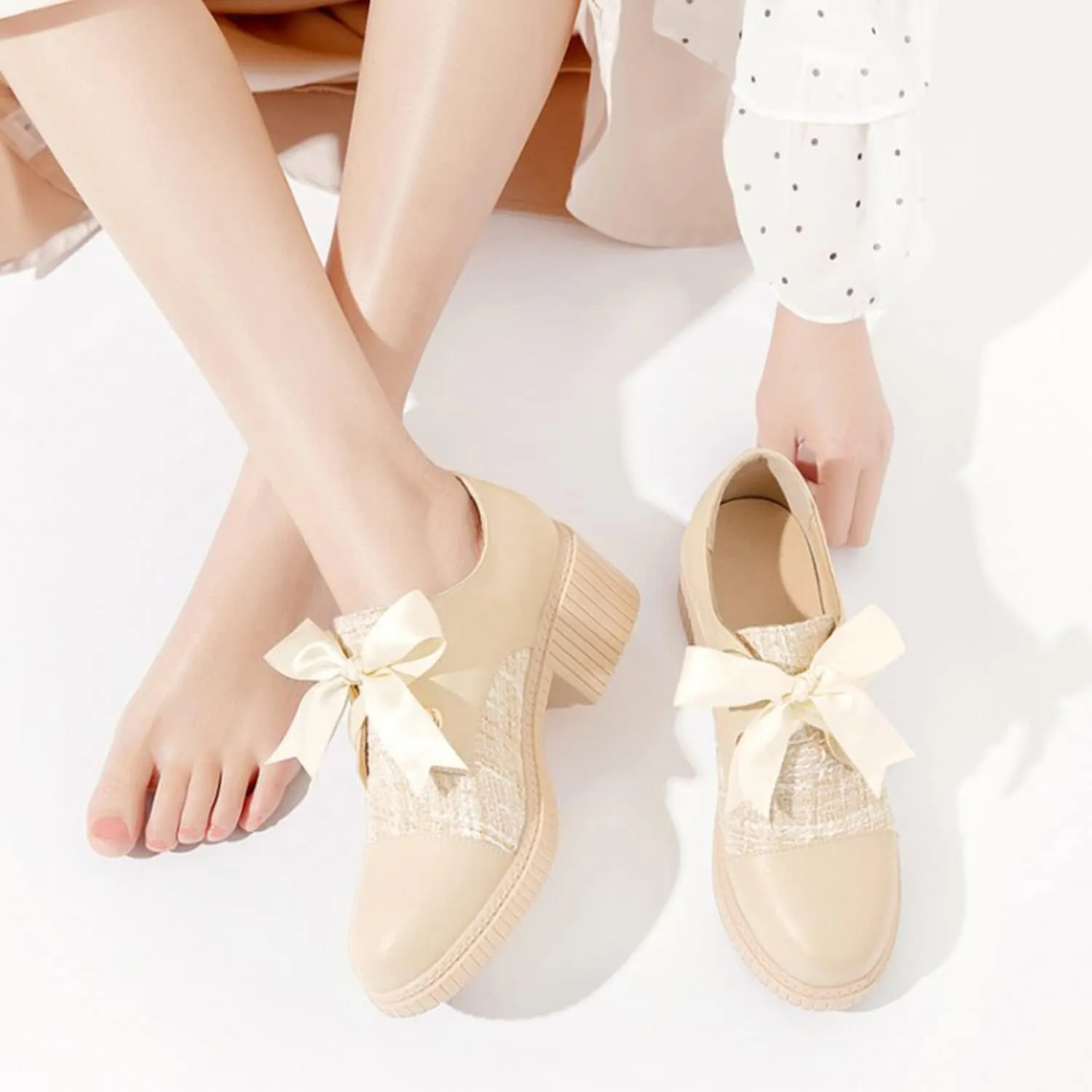 bbruriy Women's Chunky Heel Loafers Color Block Leather Chunky Loafers Leather Shoes with Lace Up British Style Shoes Plus Size