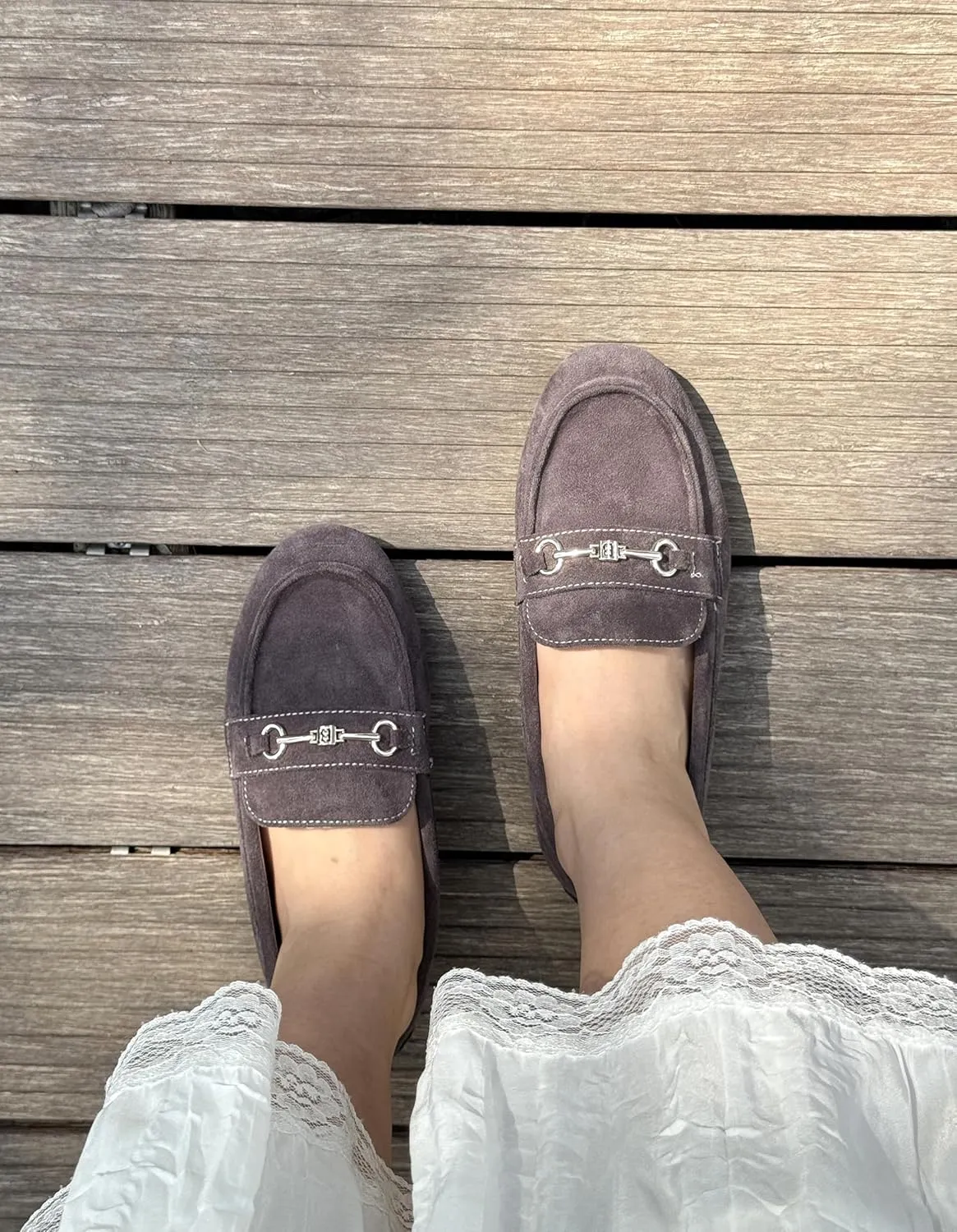 BGSTGUDS Women's Wide Loafers Shoes Cute Dressy Shoes Ladies Comfort Flats Slip Ons Work Shoes