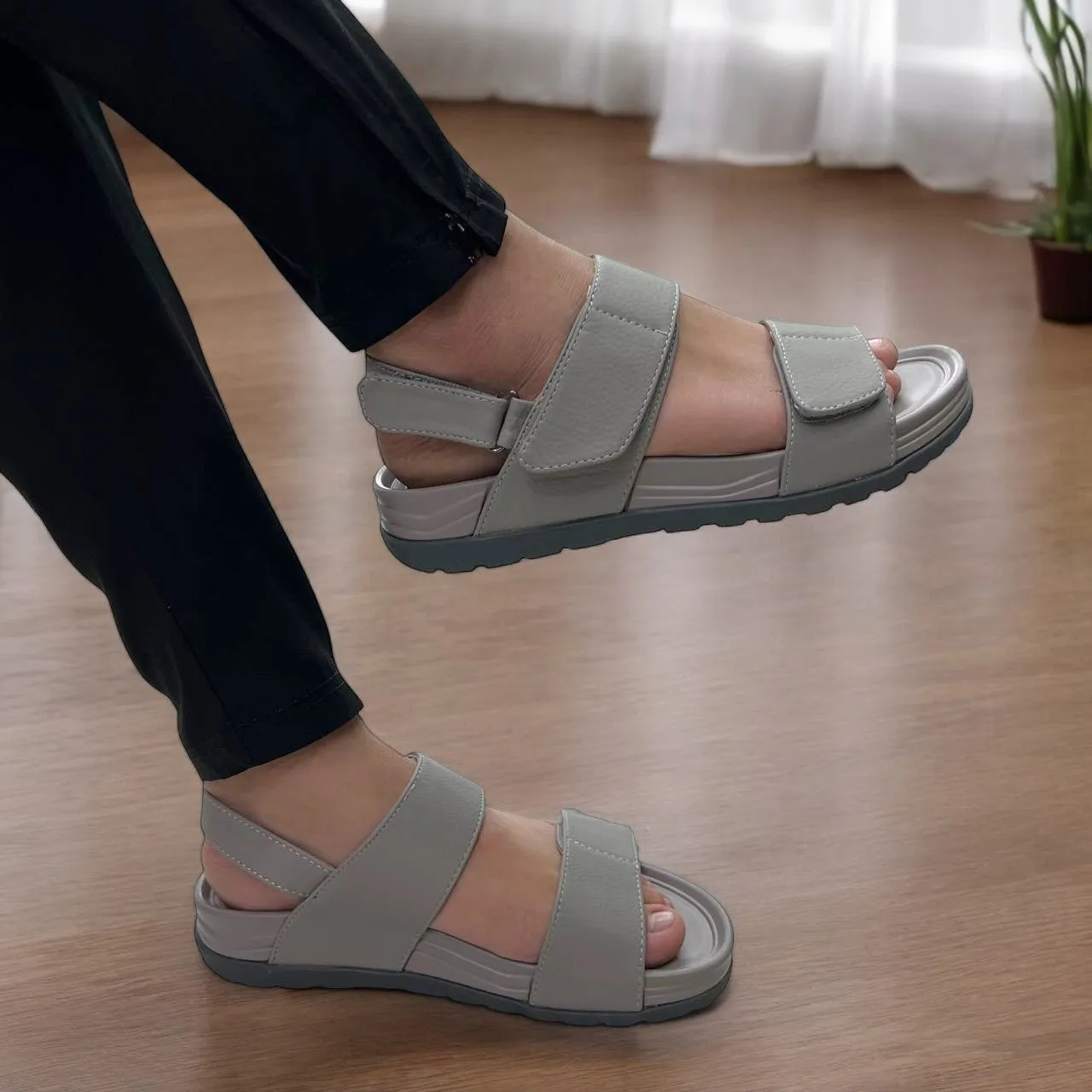 C08249 men sandal