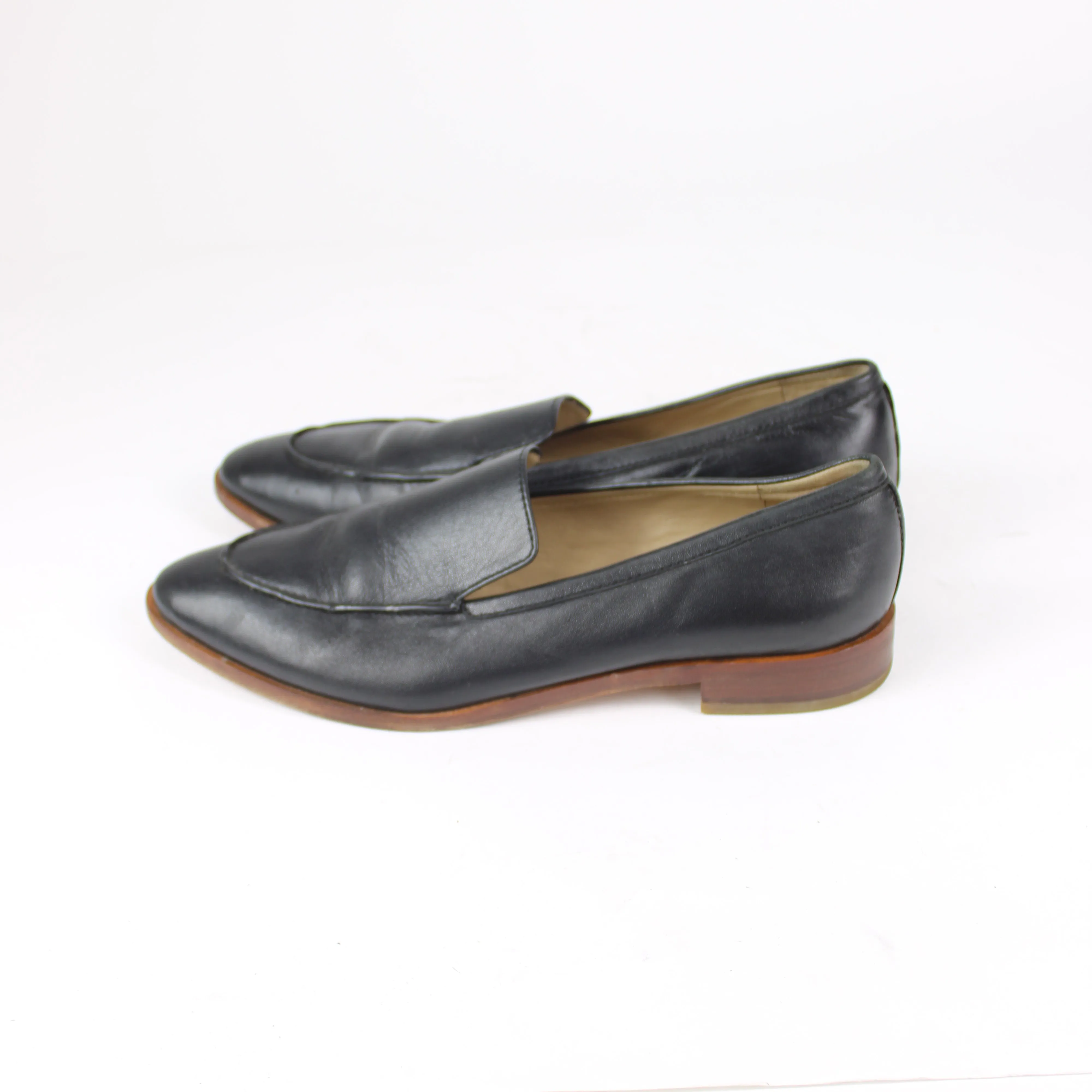 Country Road Black Leather Loafers
