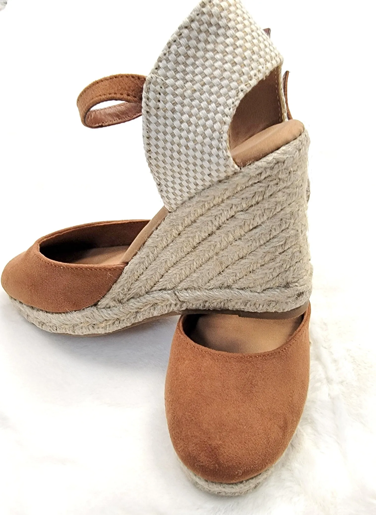 Dark Camel closed toe wedge