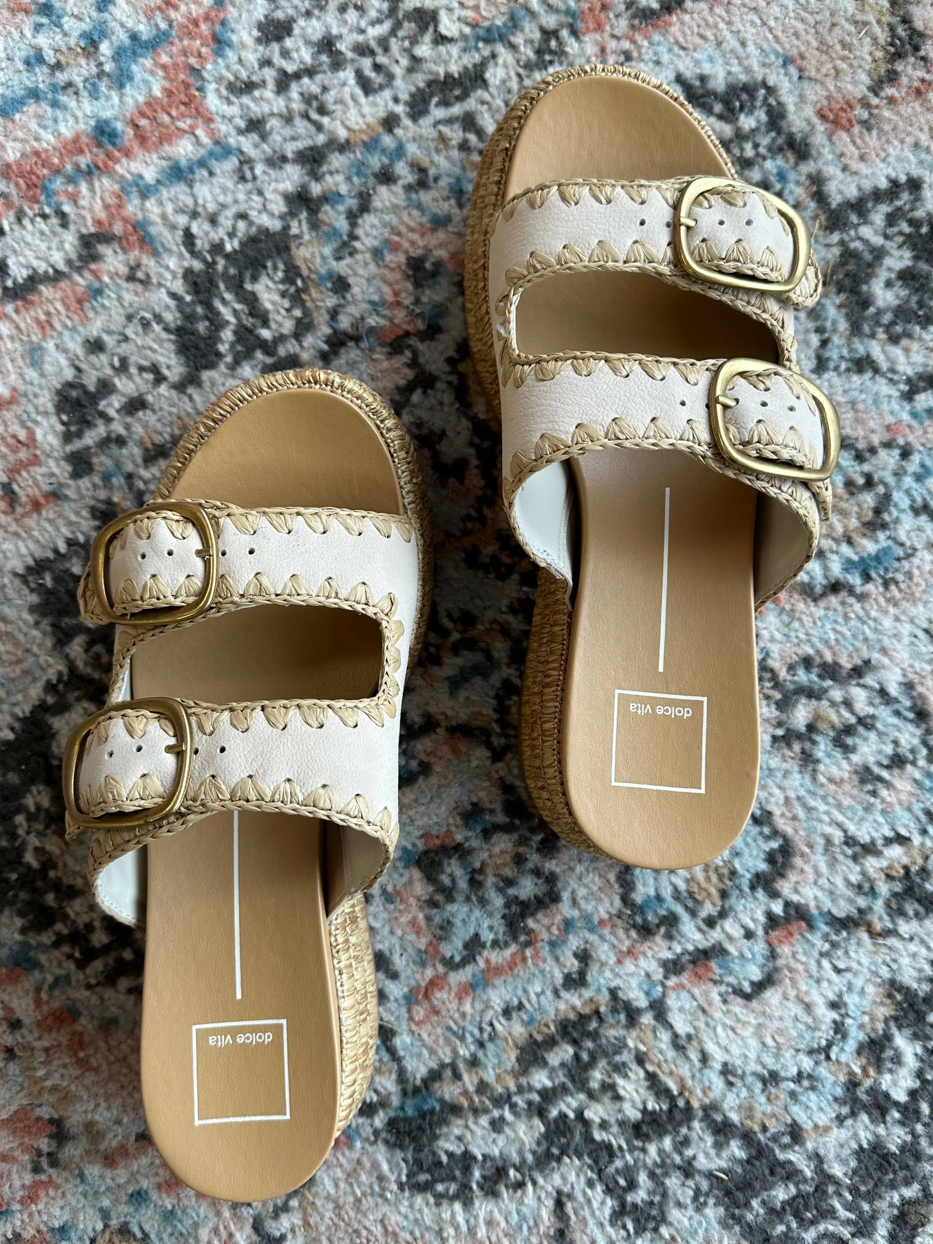 Dolce Vita sand Wanika Sandal