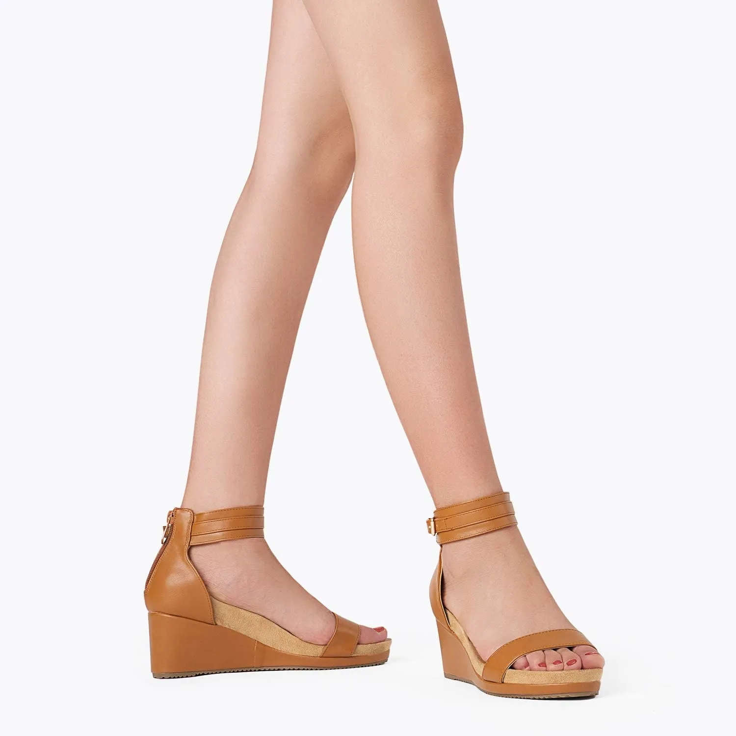 DREAM PAIRS Women's Open Toe Buckle Ankle Strap Platform Wedge Sandals Summer Shoes.