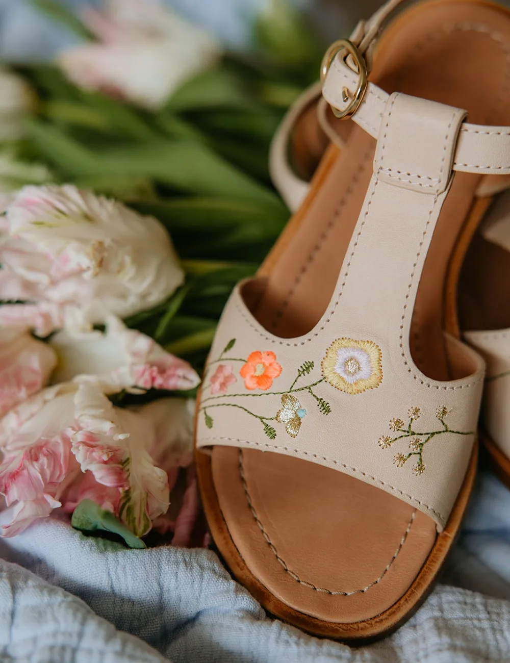 Flower Pop Abby sandal - Cream