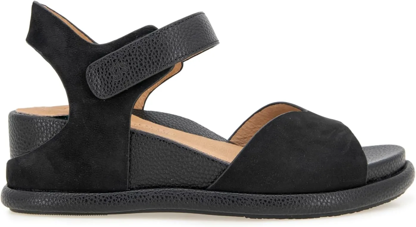 Gentle Souls by Kenneth Cole Women's Jalleen Wedge Sandal