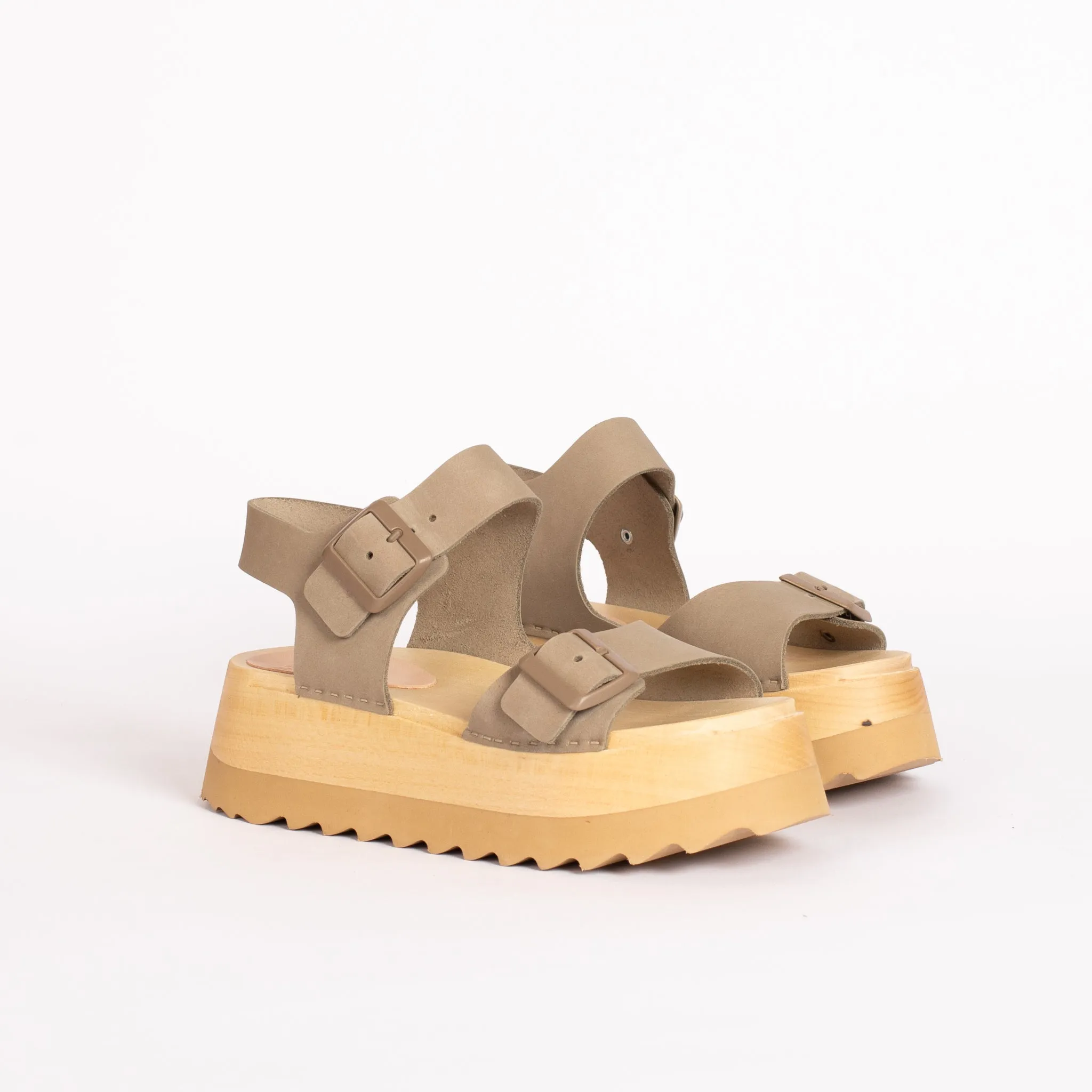 Gigi Sandal in Birch