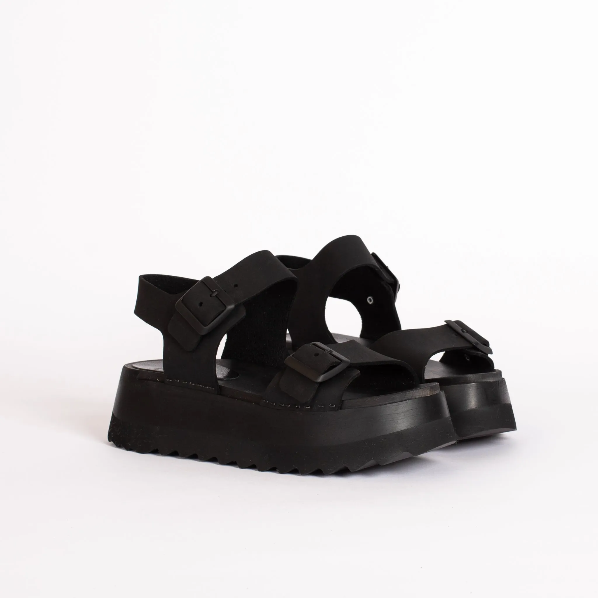 Gigi Sandal in Monoblack