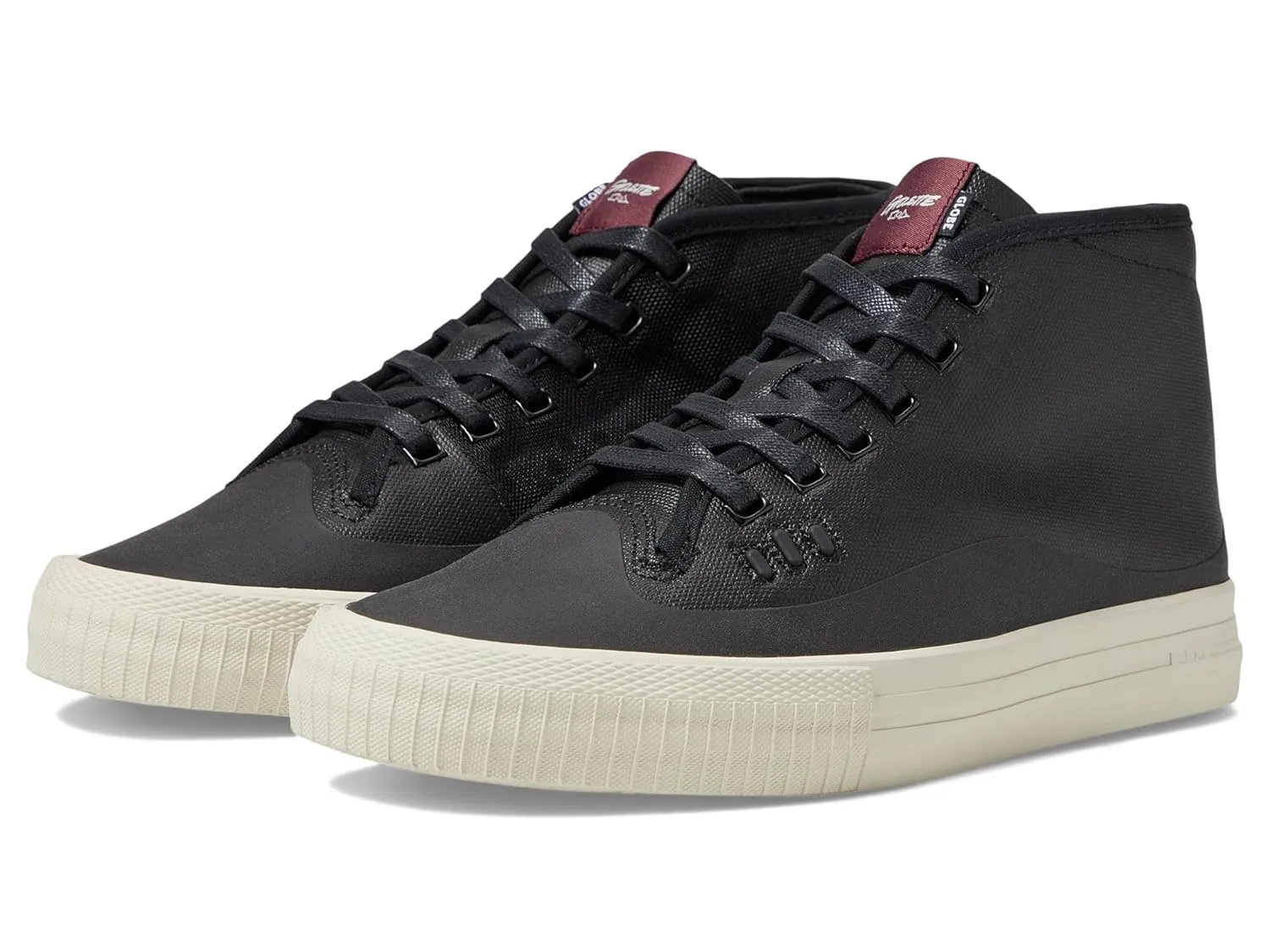 Globe Gillette Mid Black/Cream 5 D (M)