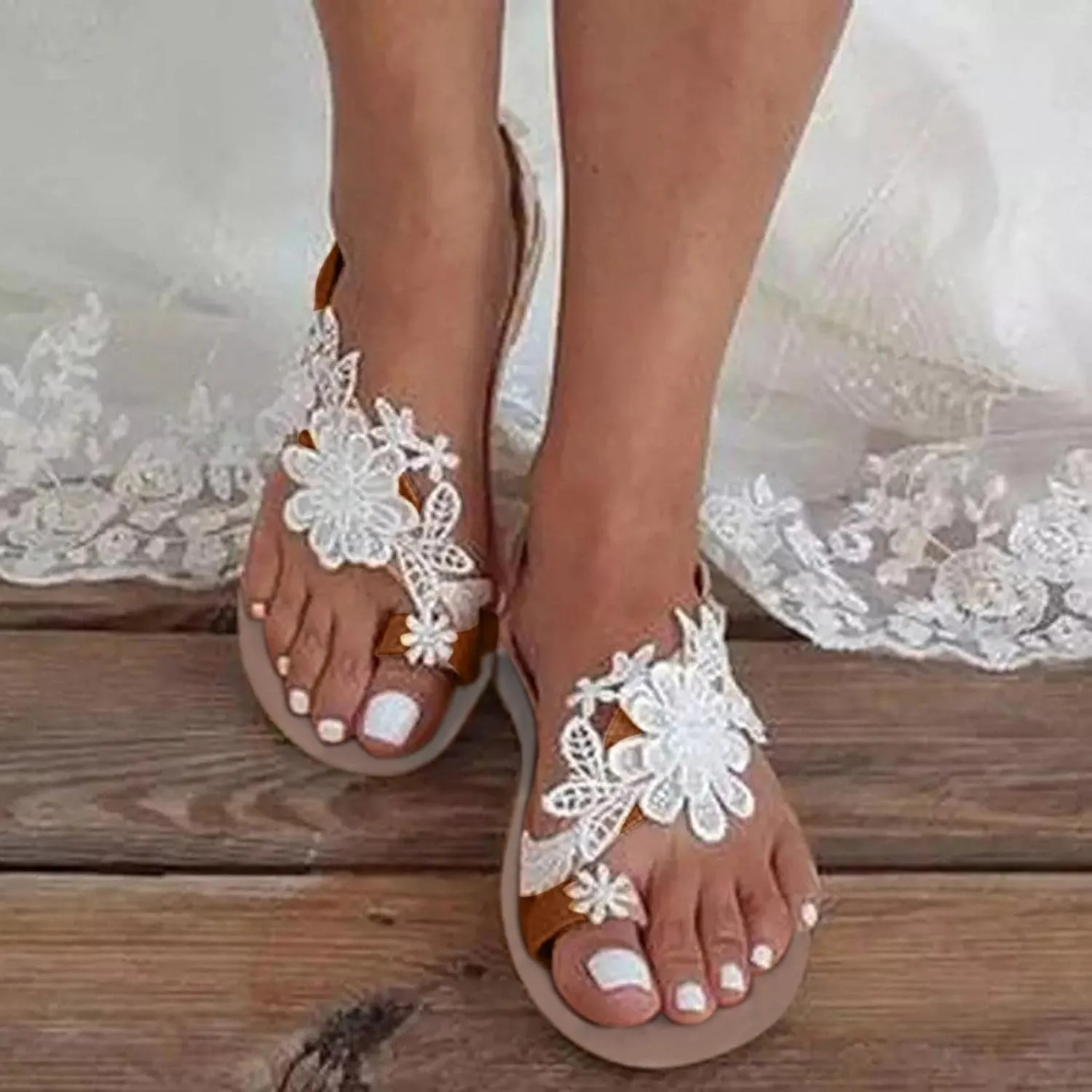 Hbeylia Sandals for Women Dressy Summer Flat Clip Toe Casual Lace Floral Beach Flip Flop Comfy Shoes Summer Elegant Toe Ring Roman Sandals for Wedding Bride