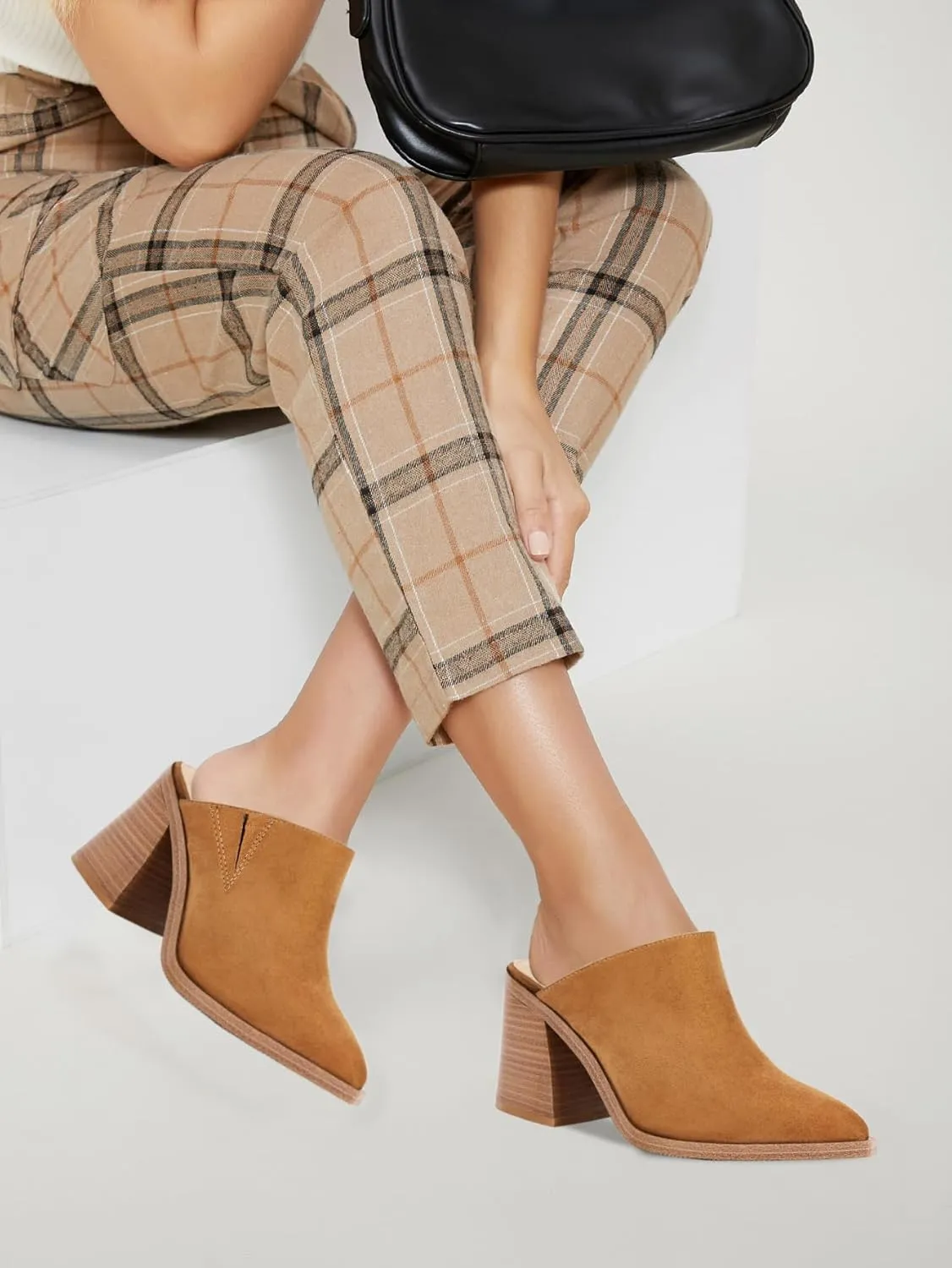 JeimPoey Womens Mules Pumps Point Closed Toe Slip-on Heels Stacked Chunky Block Heel Backless Clogs