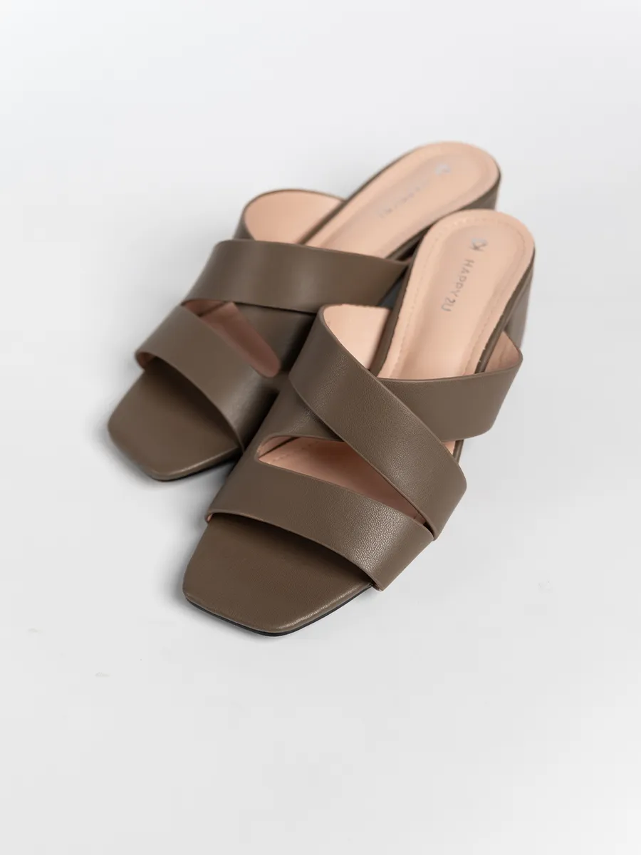 Jessica Mid Heel Mules