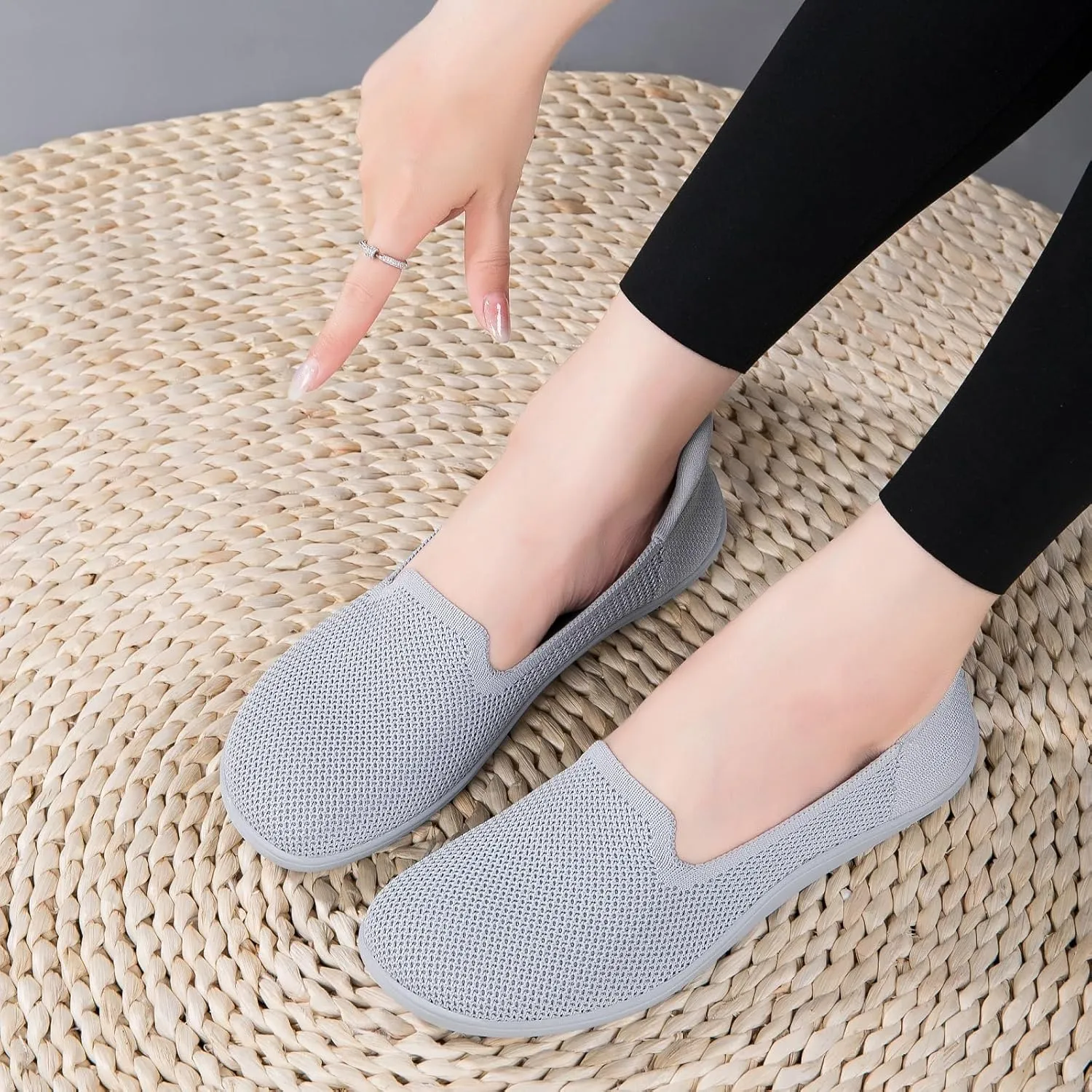 KBZone Women's Wide Toe Box Slip on Flats Shoes Comfortable Round Toe Mesh Loafers Walking Shoes