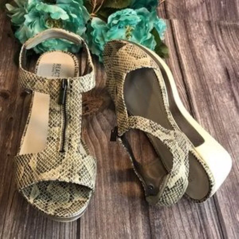 KENNETH COLE REACTION Pepea Snakeskin Zip Wedge Sandals 11M