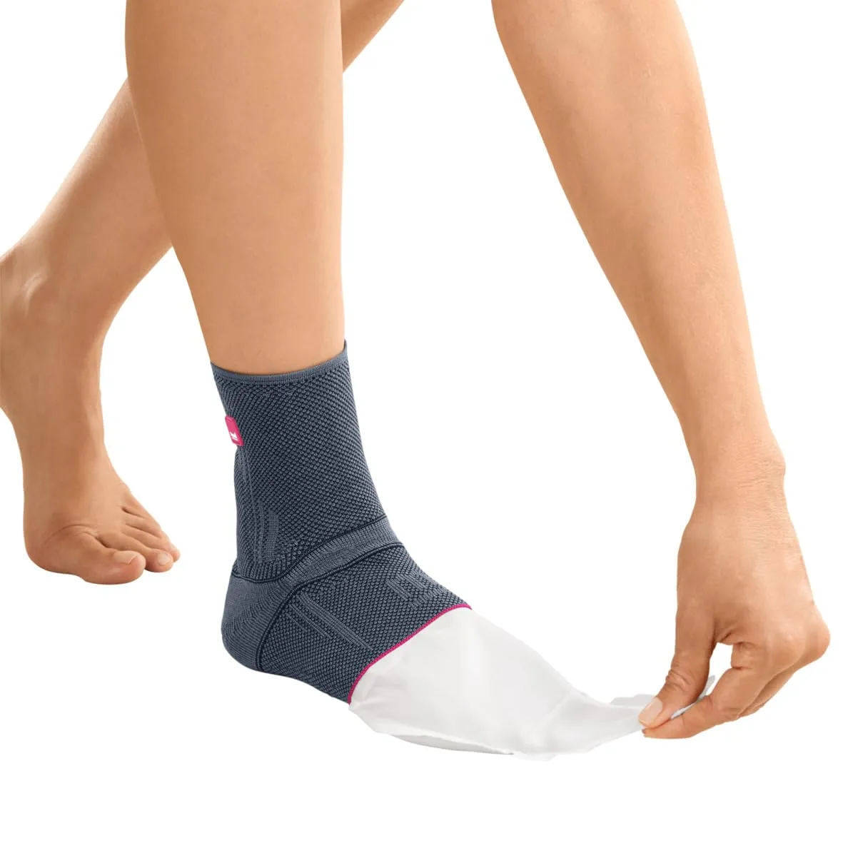 Medi Achimed Knit Ankle Support for Men & Women – Achilles Brace Compressive Foot Wrap Post-Surgical Moderate Support Ankle Stabilization V Silver