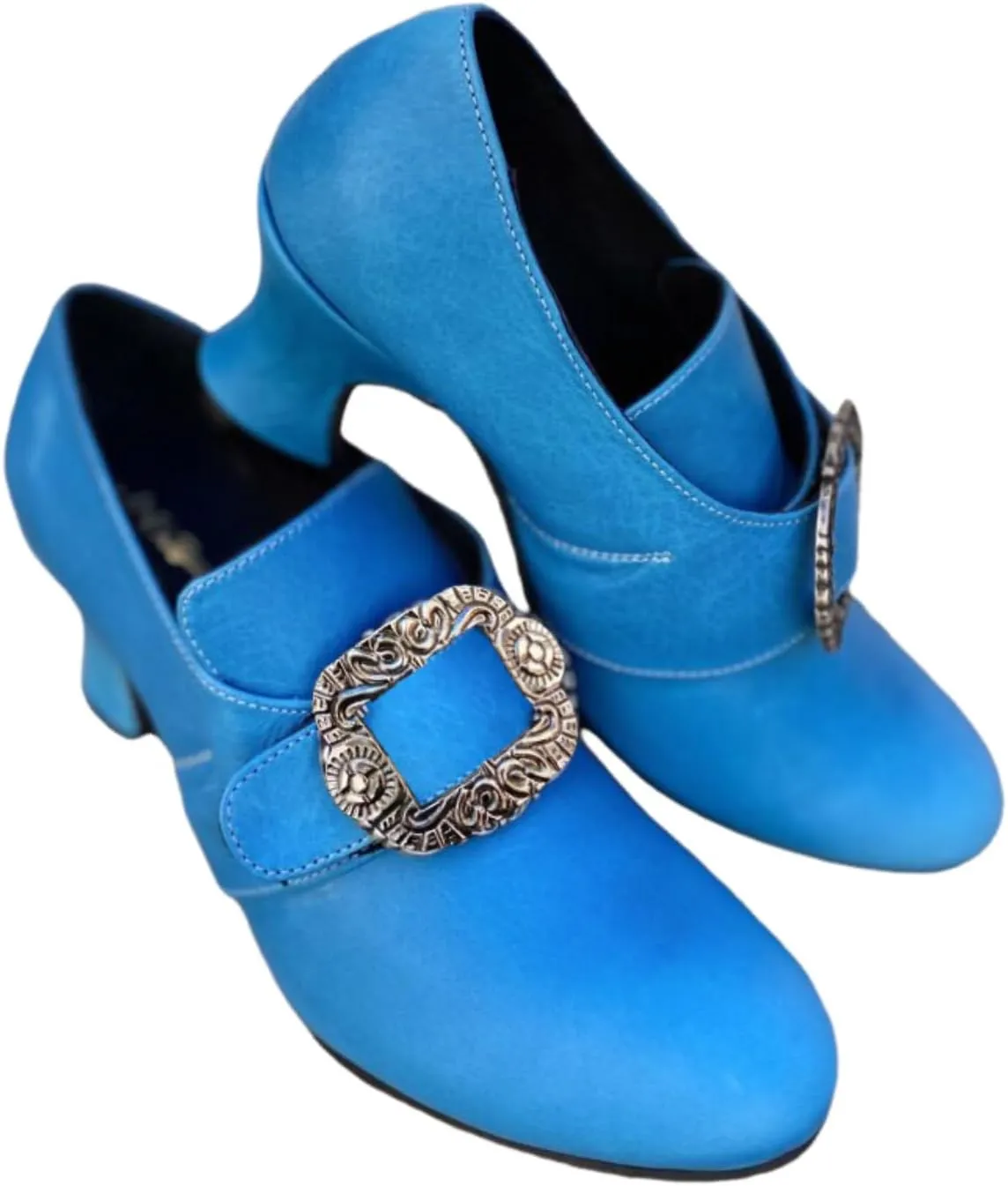 Medieval Women Loafers Shoes Metal Square Buckle Embellishments Leather Shoes
