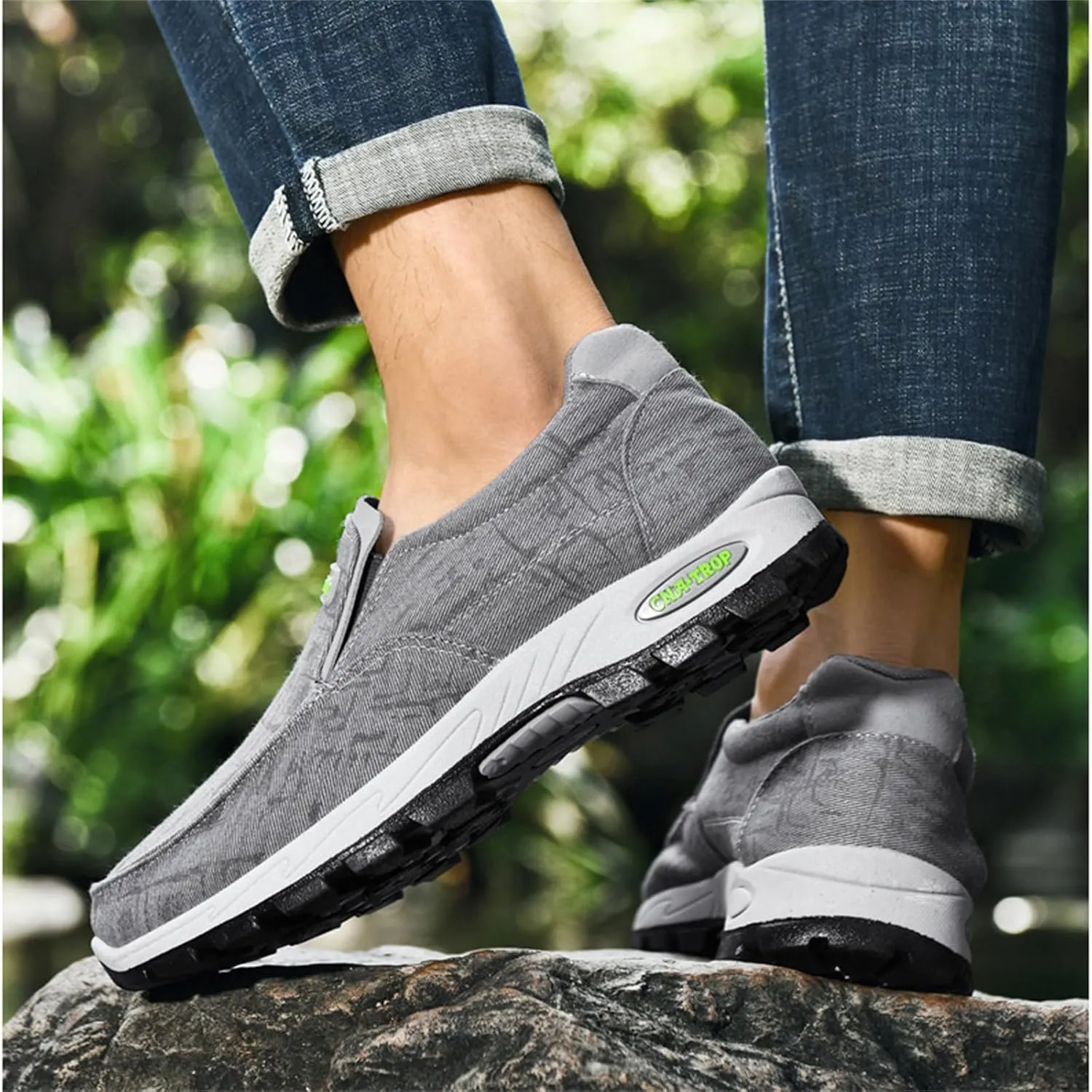 Men's Canvas Slip-On Casual Flat Loafers,Retro Lightweight Breathable Causal Deck Shoes Outdoor Soft Sole Walking Sneakers Orthopedic Non-Slip Boat Driving Shoes