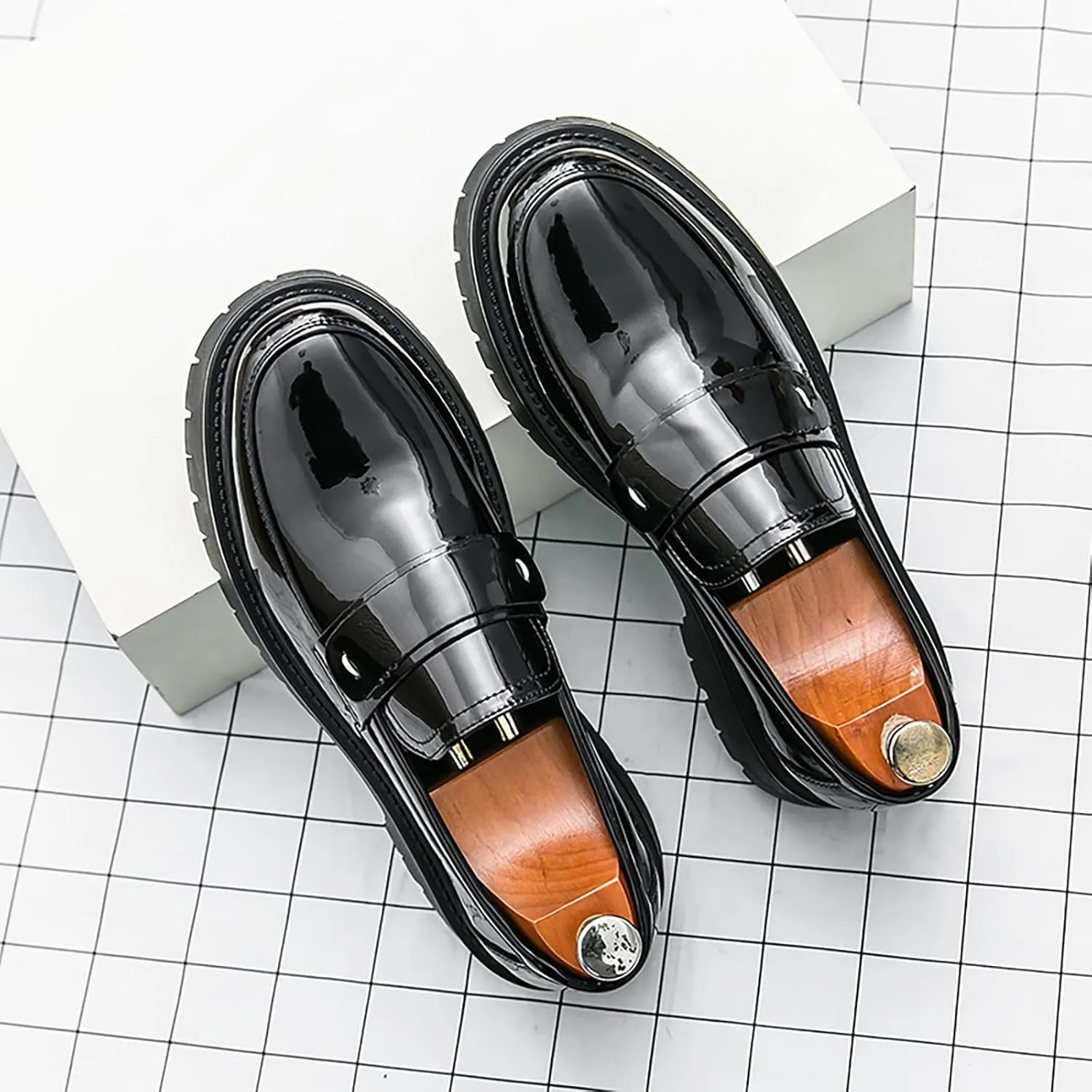Men's Patent Leather Platform Penny Loafers Fashion Round Toe Slip-On Lug Sole Dress Shoes for Business Work Daily Wear