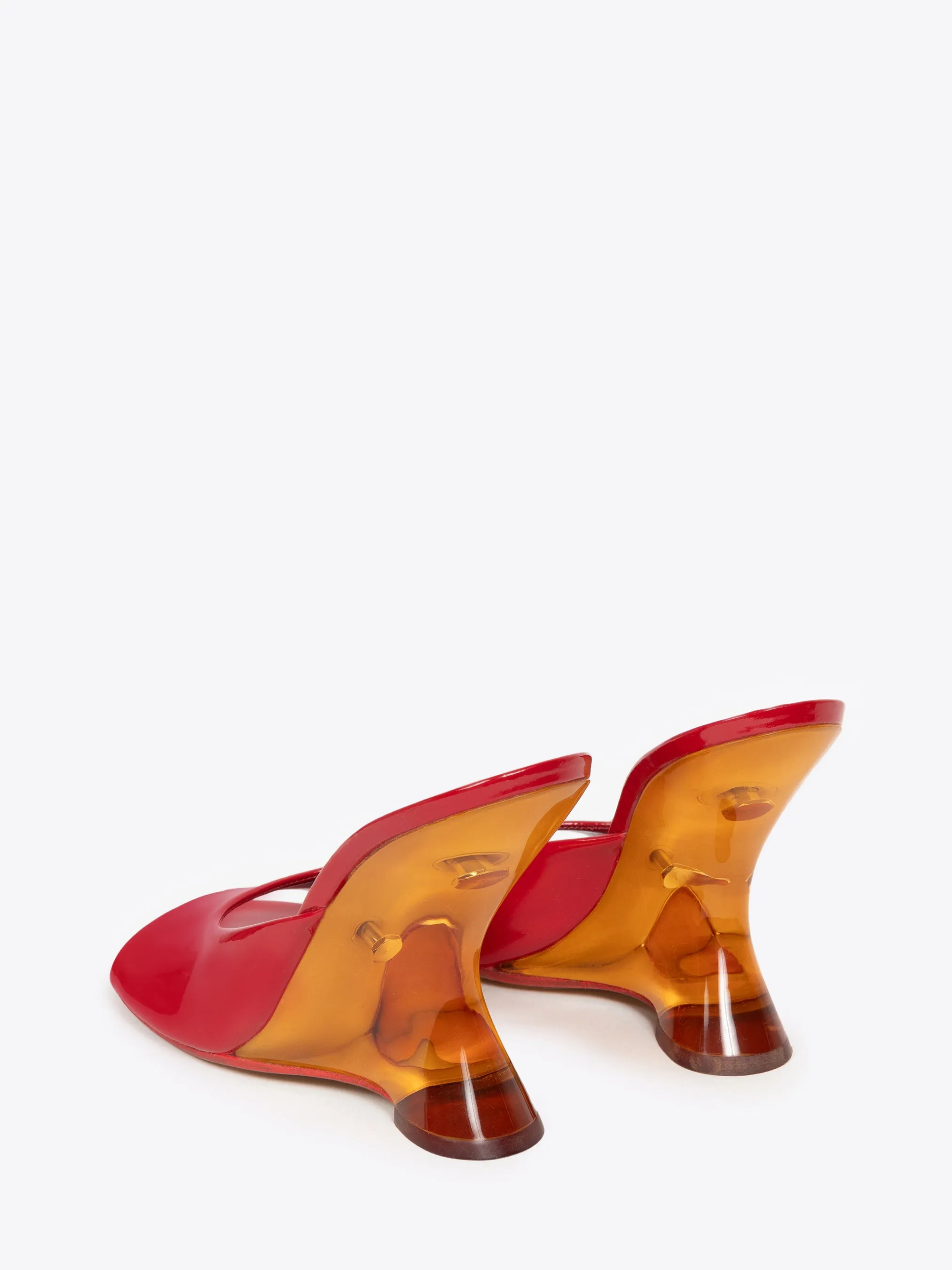 Open-toe leather mules