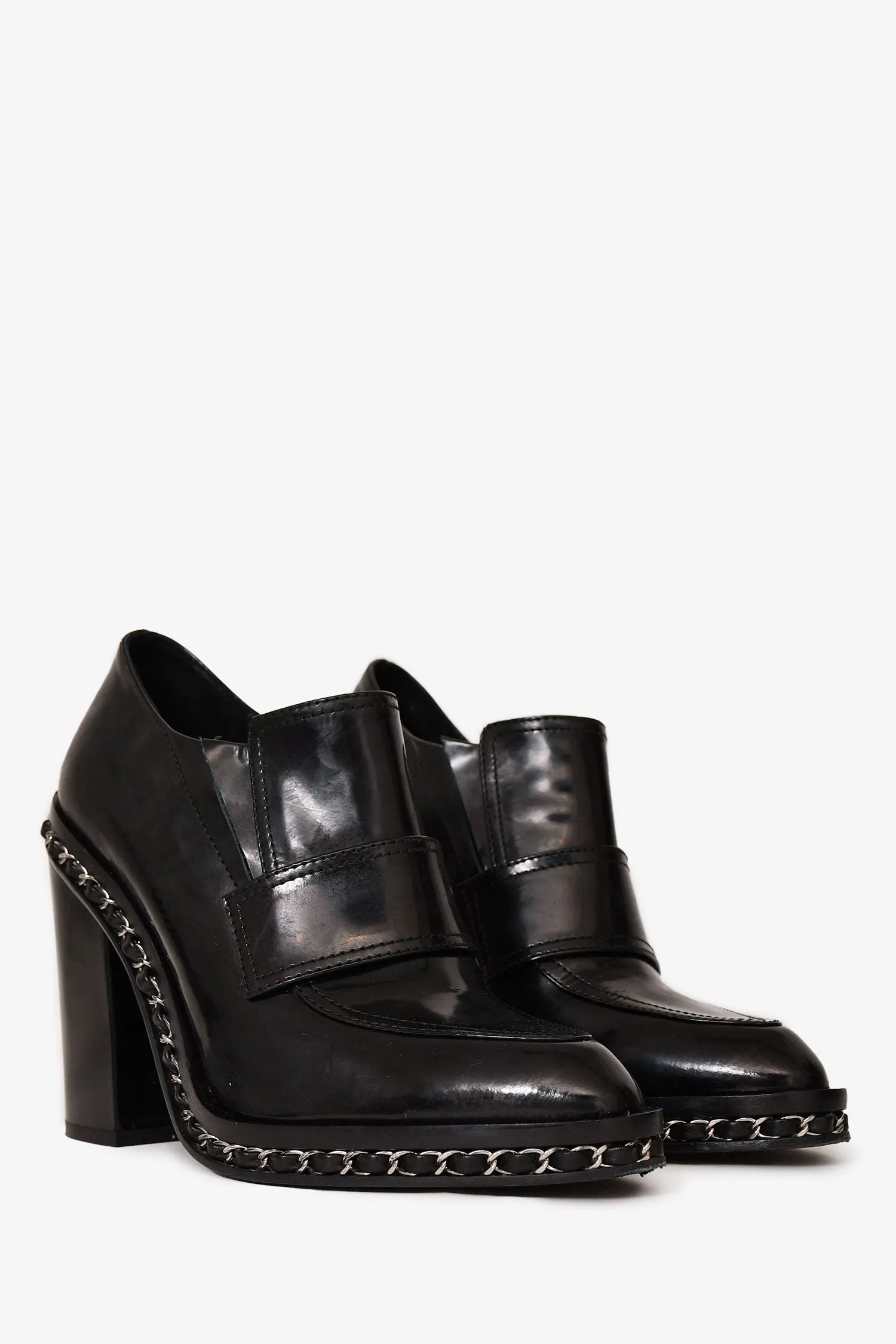 Pre-Loved Chanel™ 2013 Black Brushed Leather Pointed Toe Loafers Size 39