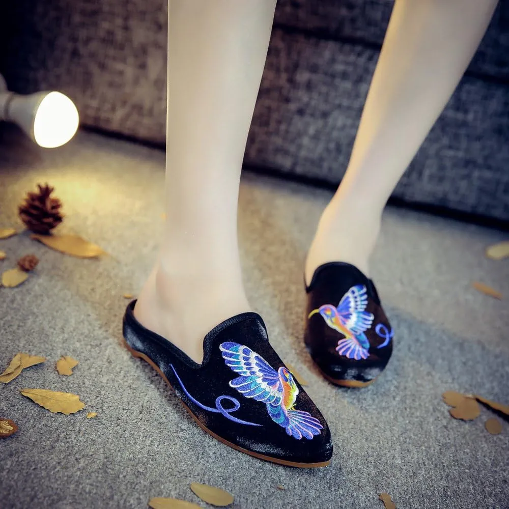 Qhome Women's Chinese Hummingbird Embroidery Pointed-Toe Comfortable Satin Casual Mules Pumps Slippers Shoes