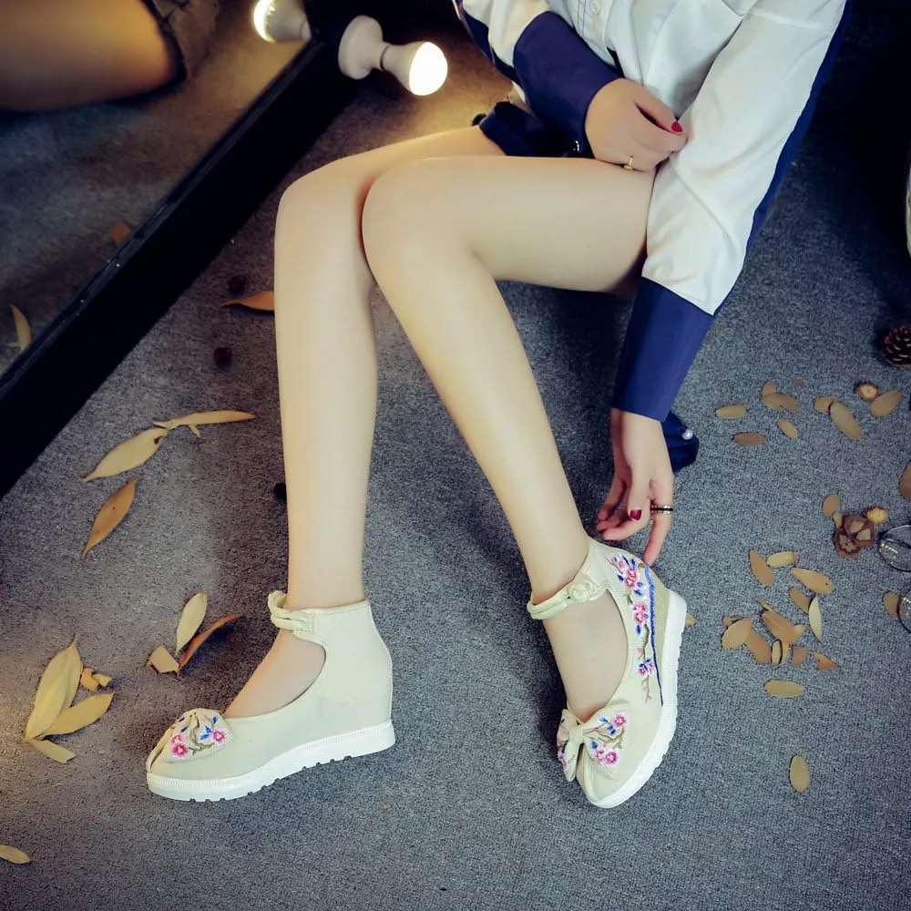 Qhome Women's Floral Embroidery Bowknot Comfortable Casual Walking Canvas Mary Jane Shoes