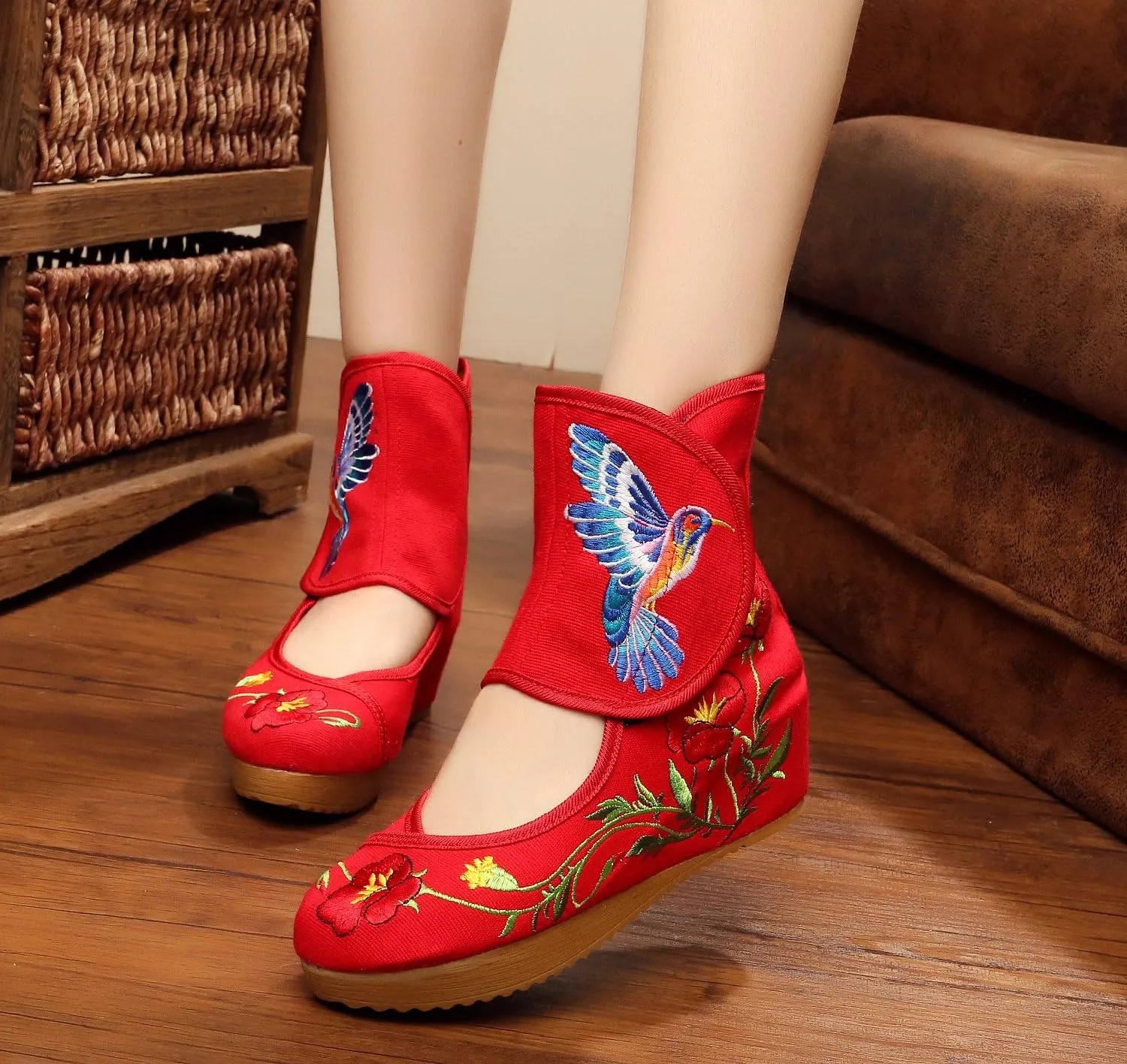 Qianmome Womens Hummingbird Floral Embroidery Comfort Sports Fashion Ankle Boots Canvas Shoes