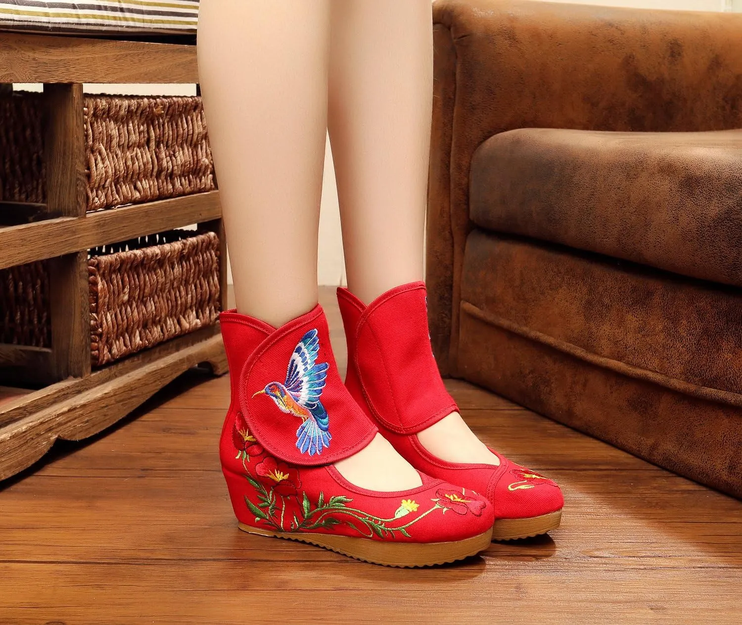 Qianmome Womens Hummingbird Floral Embroidery Comfort Sports Fashion Ankle Boots Canvas Shoes