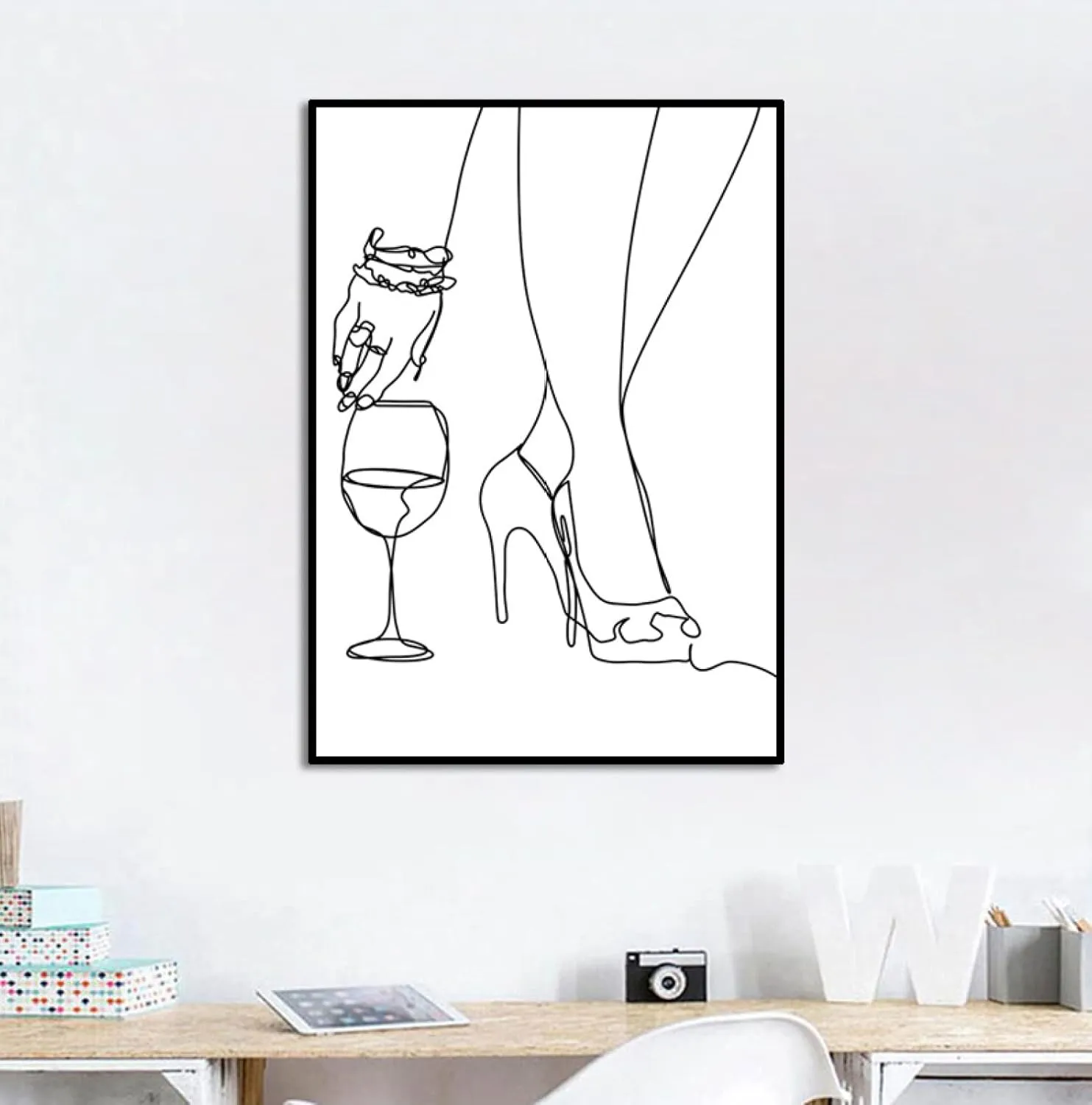 REYTOL Sexy Girl High Heel Shoes Red Wine Cup Canvas Wall Art Minimalist Painting Nordic Style Posters Modern Living Room Bedroom Decor Pictures（No Frame）