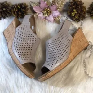 Rockport Women's Briah Perforated Slingback Wedges