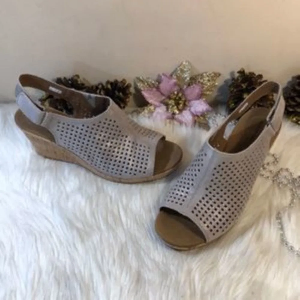 Rockport Women's Briah Perforated Slingback Wedges