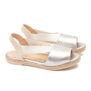 sandal with elegant design - silver