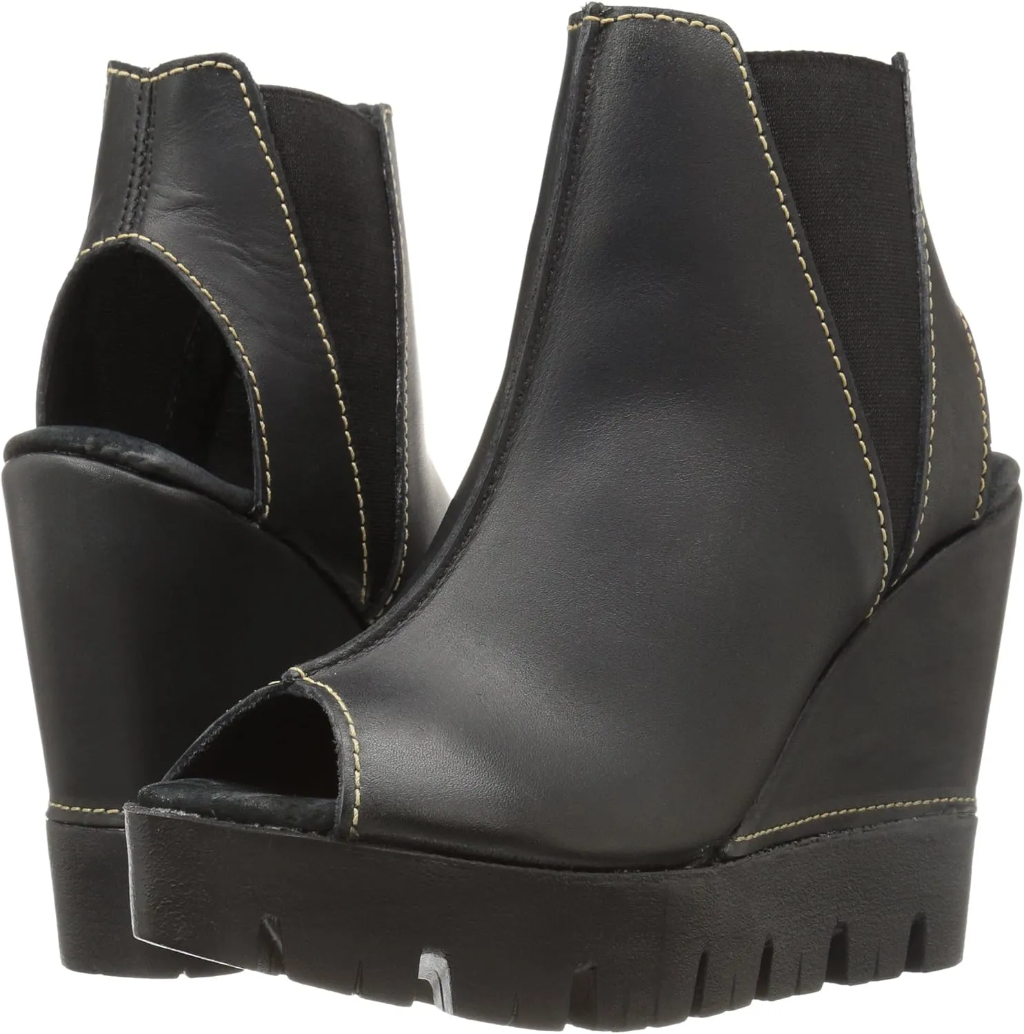 Sbicca Women's Capitol Ankle Bootie