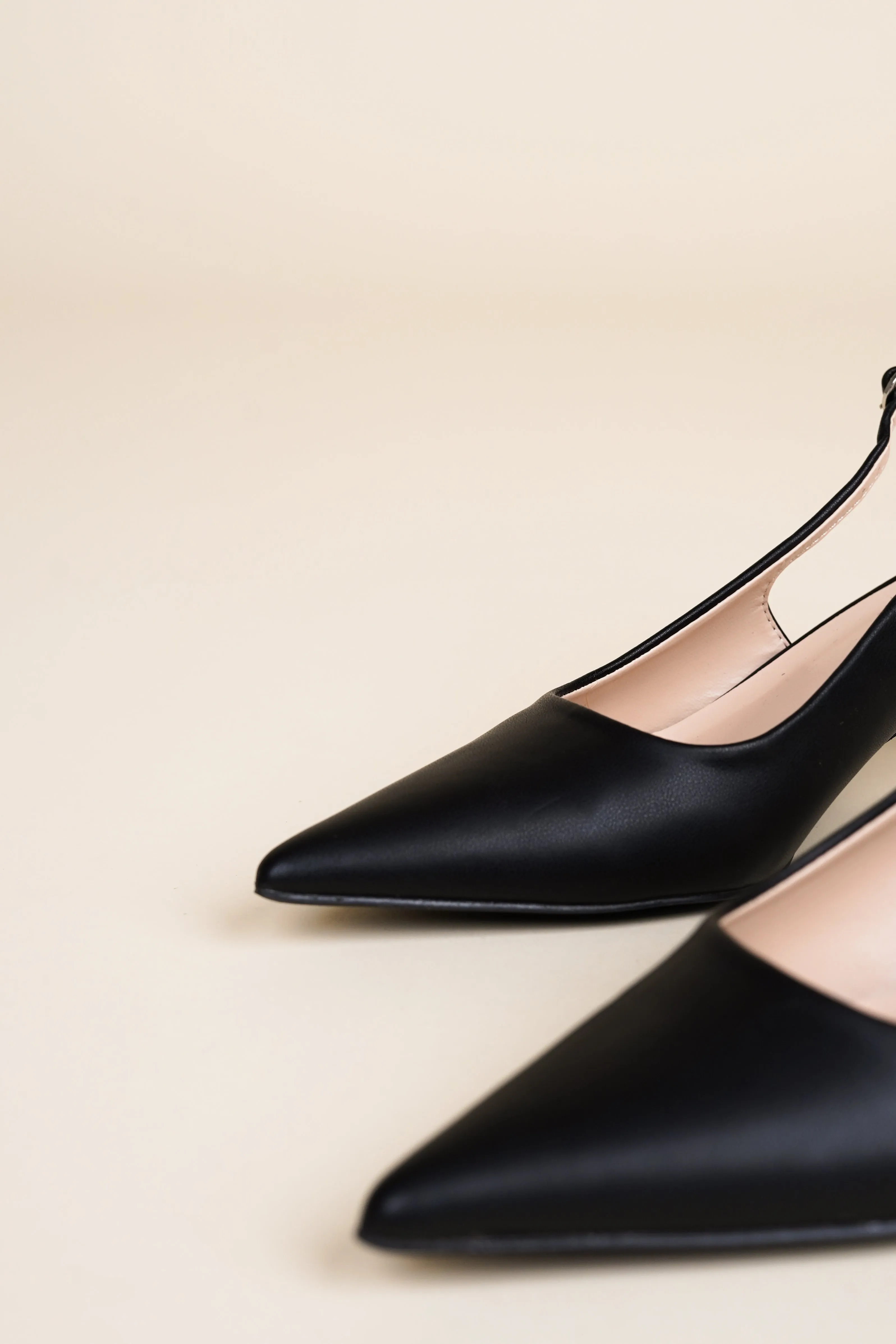 Slingback pumps zwart - Vivi