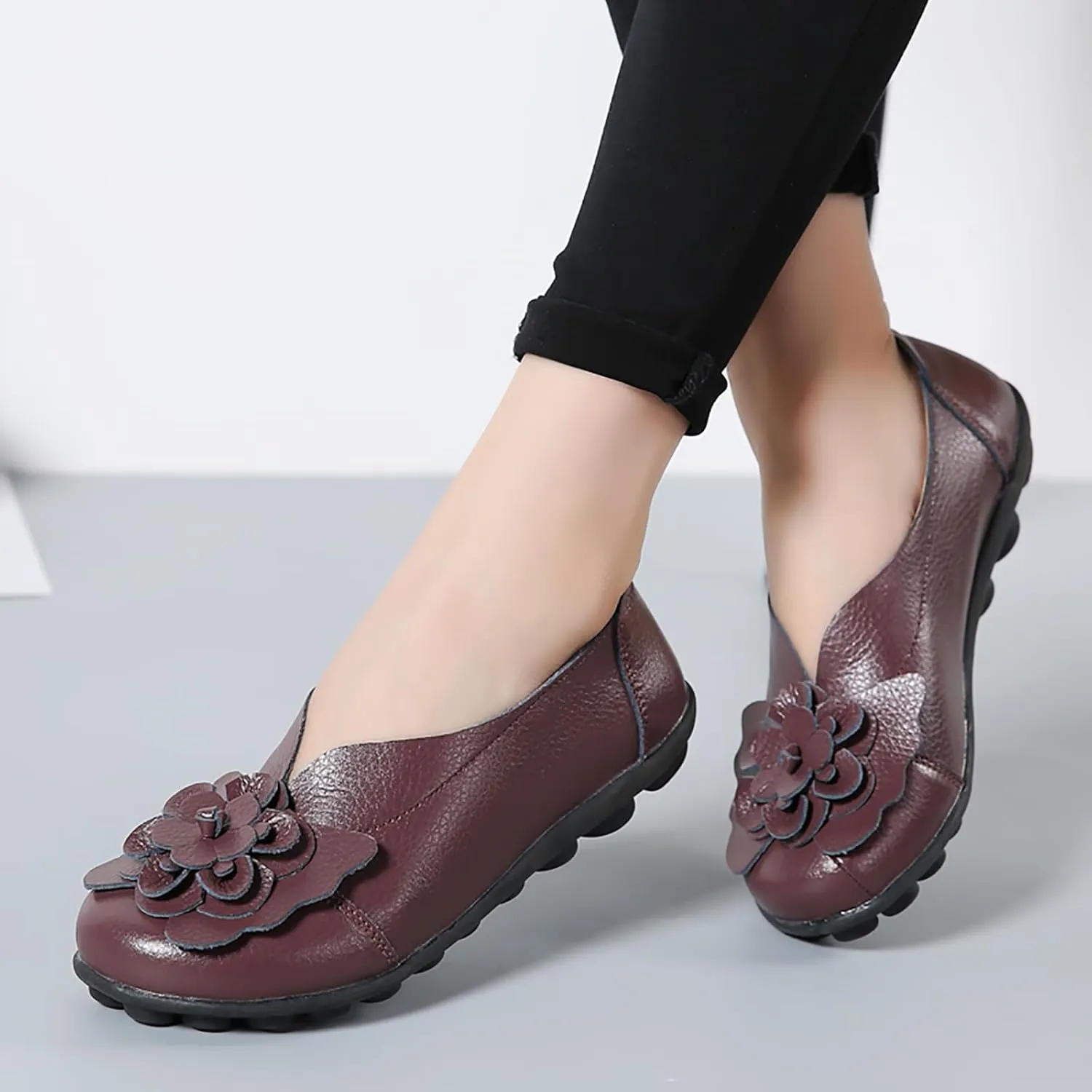 Solaud Women's Comfortable Loafers Soft Slip on Casual Round Toe Moccasins Driving Flats Work Walking Shoes