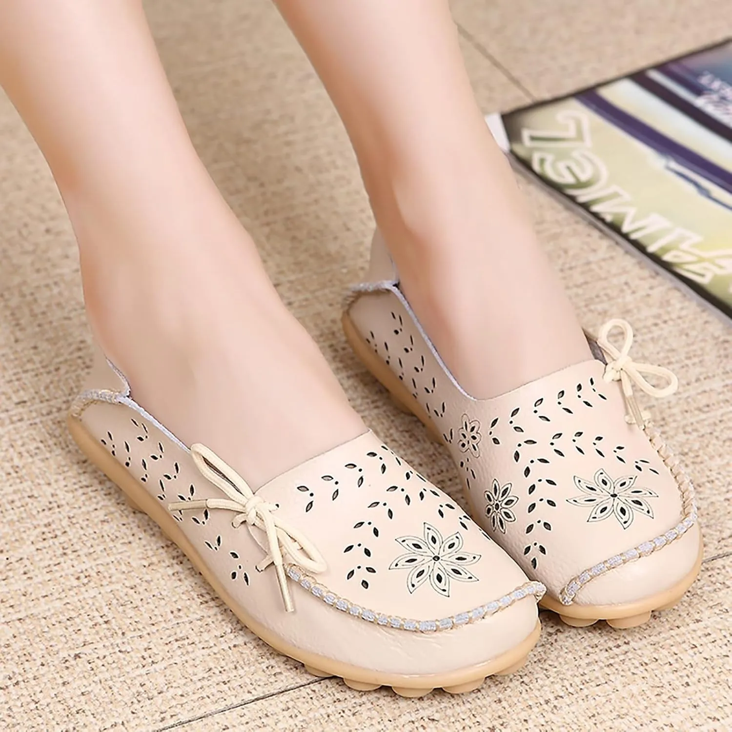 Solaud Women's Driving Moccasins Loafers Casual Round Toe Soft Comfortable Leather Loafers Breathable Slip On Walking Shoes