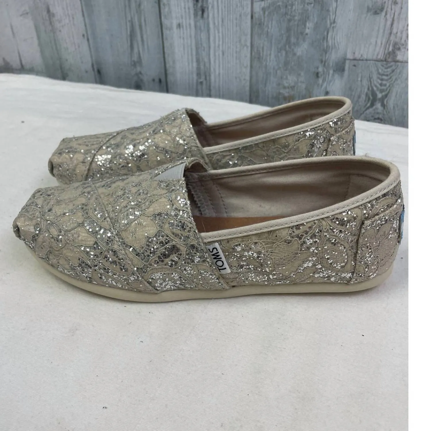 Toms - Women's Lace Fabric Loafers