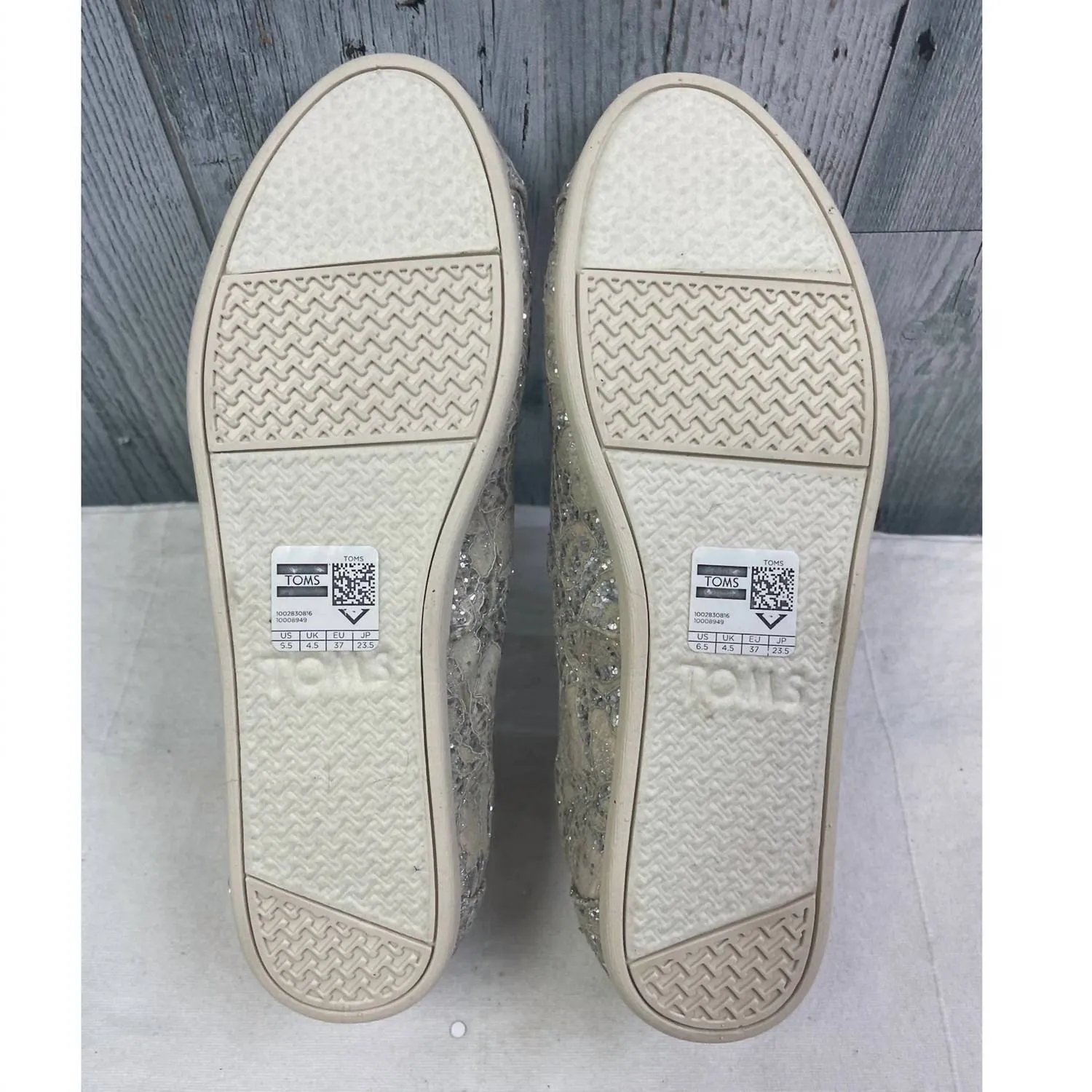 Toms - Women's Lace Fabric Loafers