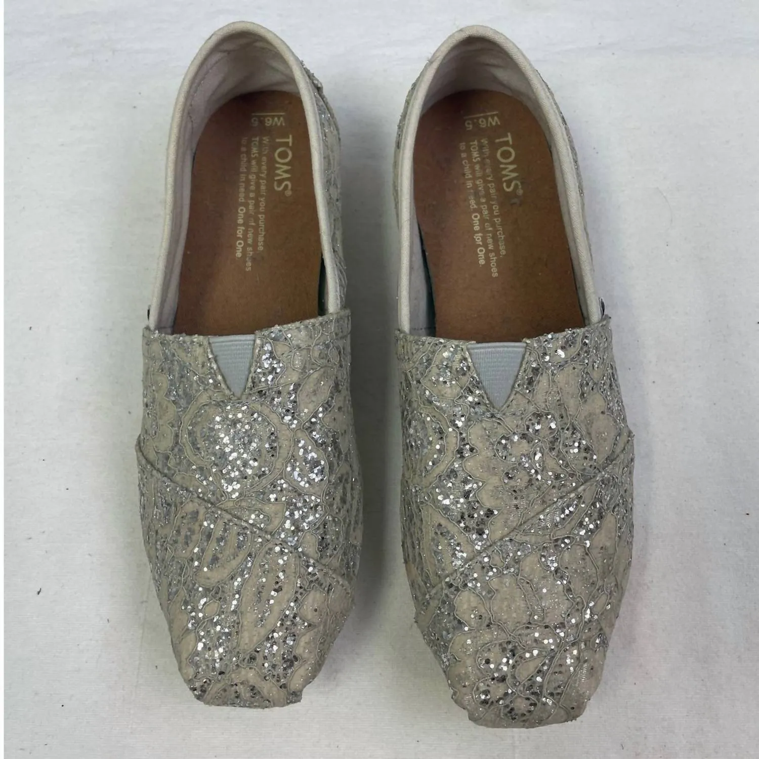 Toms - Women's Lace Fabric Loafers