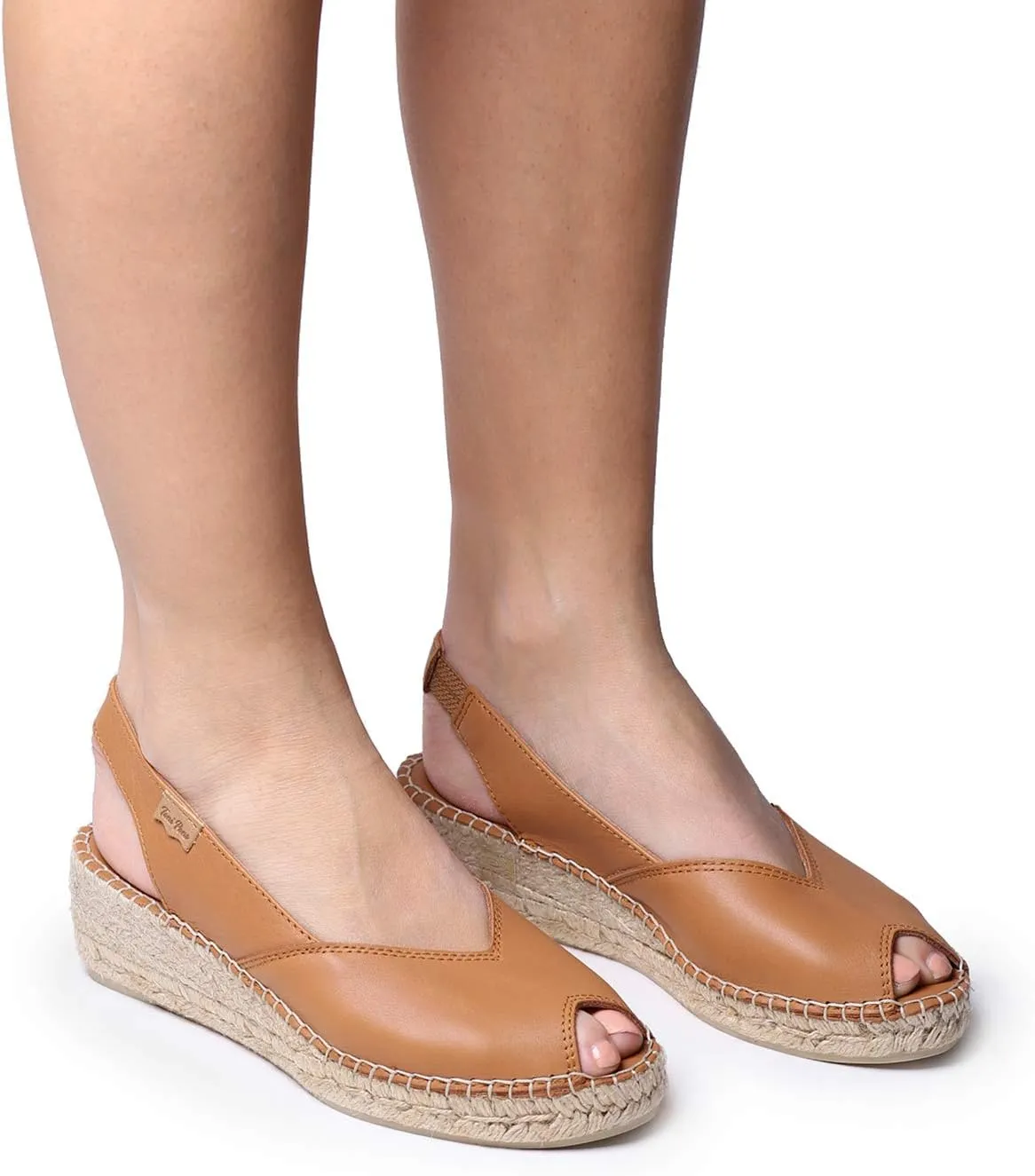 Toni Pons Bernia-P Women’s Sandals – Leather Upper – Rubber Outsole – Peep Toe Silhouette – Slip-on Design