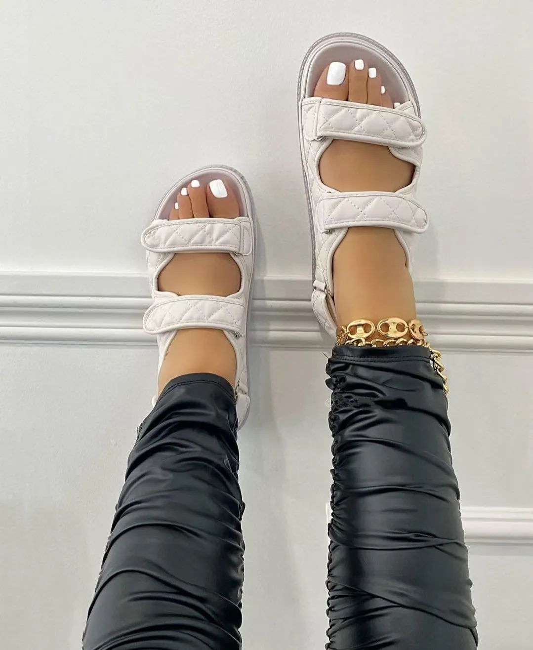 Tory - Sandal
