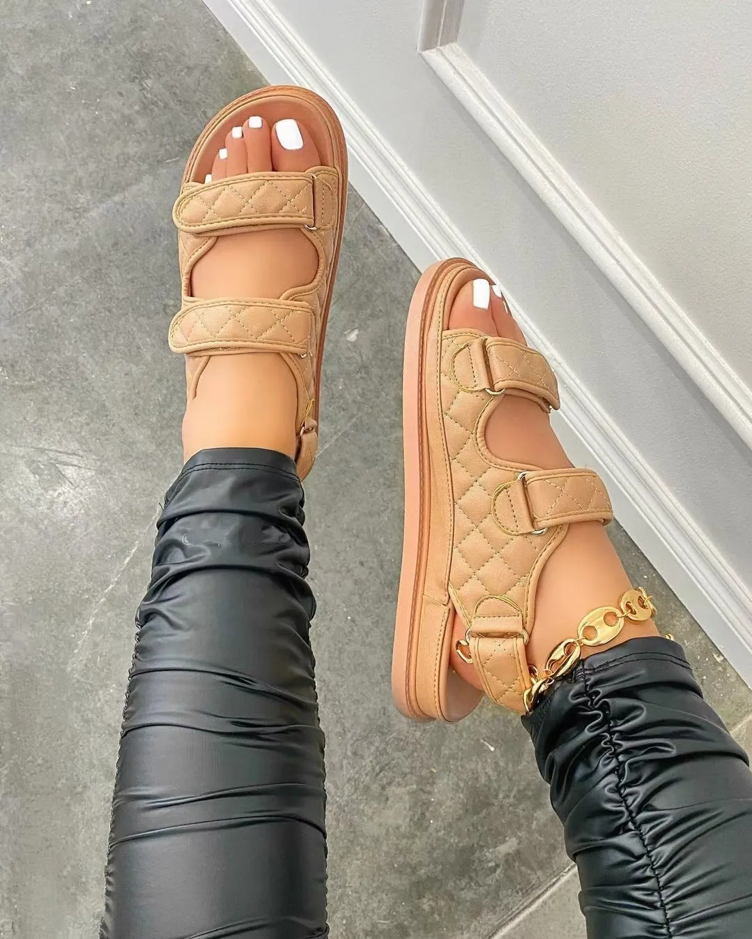 Tory - Sandal