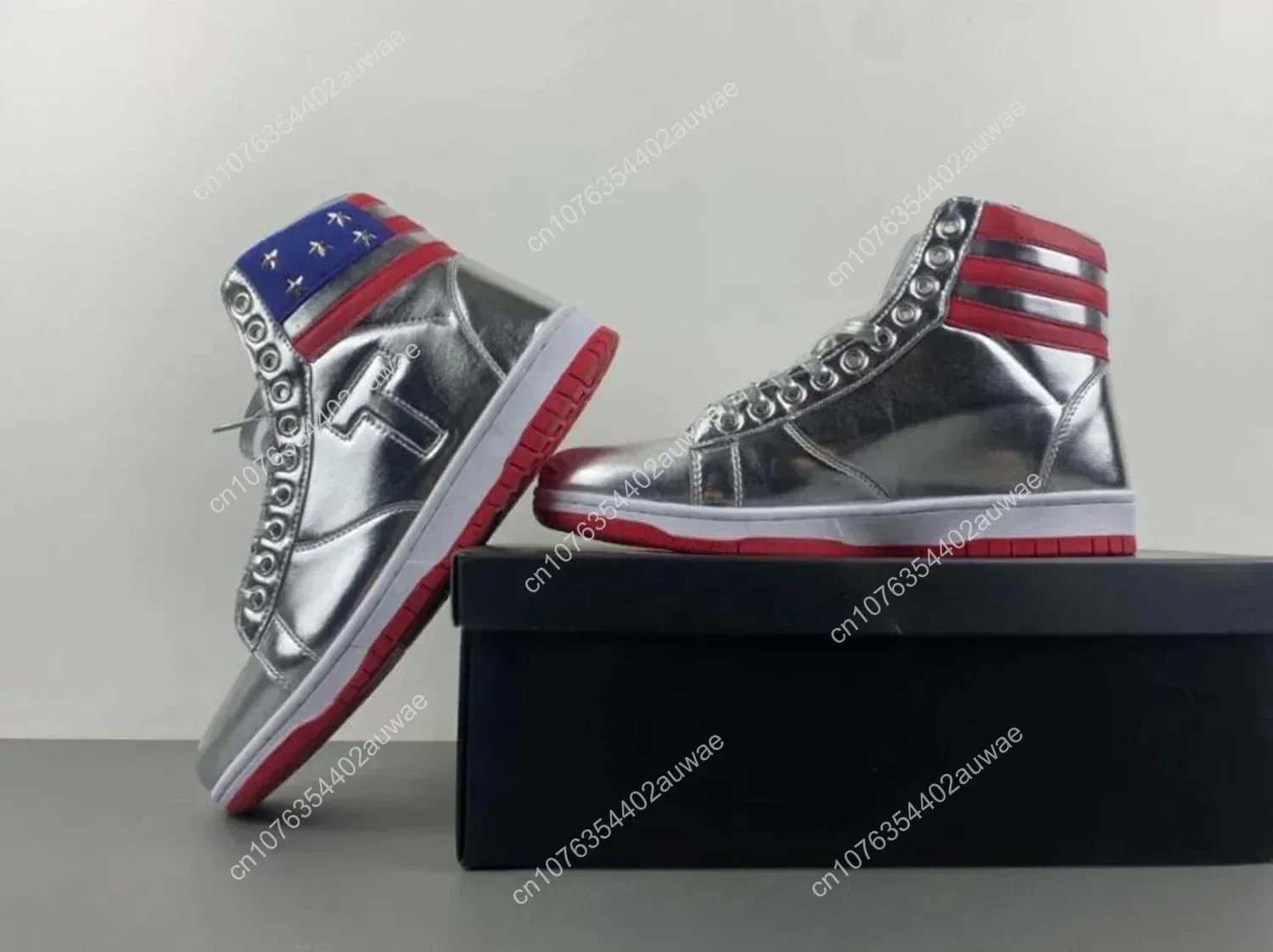 Trump NEVER SURRENDER Gold Mens 2024 MAGA Streetwear Sneakers