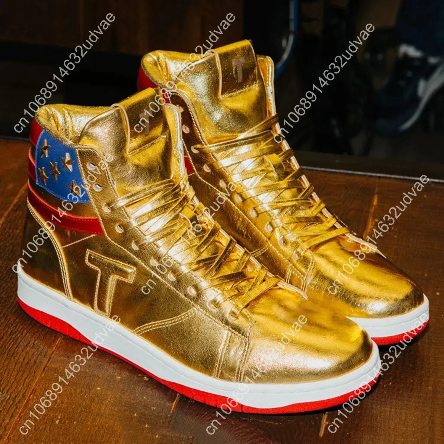 Trump NEVER SURRENDER Gold Mens 2024 MAGA Streetwear Sneakers