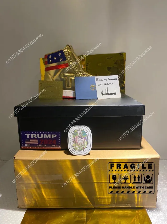 Trump NEVER SURRENDER Gold Mens 2024 MAGA Streetwear Sneakers