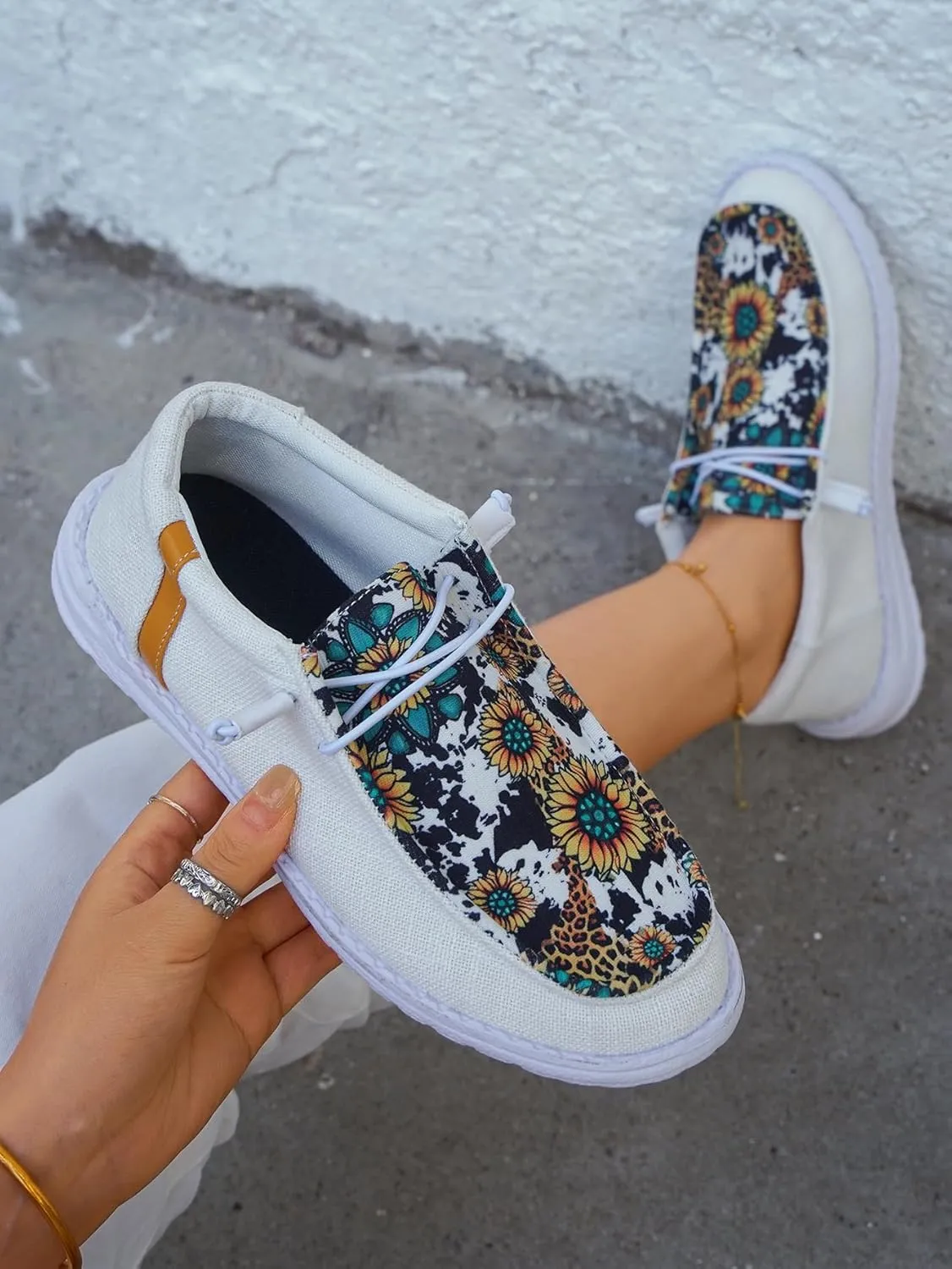 Unisex-Adult Sunflower Floral Canvas Loafers Comfortable Boat Shoes Easy Slip On Lightweight Deck Shoes Elastic Laces Outdoor Flat Walking Shoes Breathable Drving Shoes Sneakers for Women Men