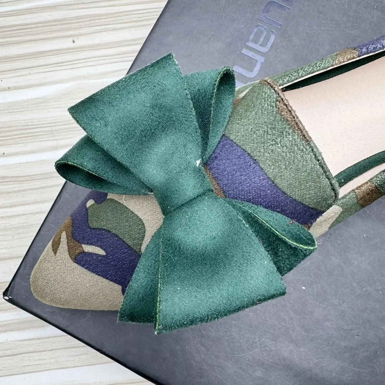 WENJIAZHIZHI Women's Pointed Toe Suede Bow Loafers Comfortable Ballet Flats Soft Office Lady Shoes Low-Heel Walking Slip-ons